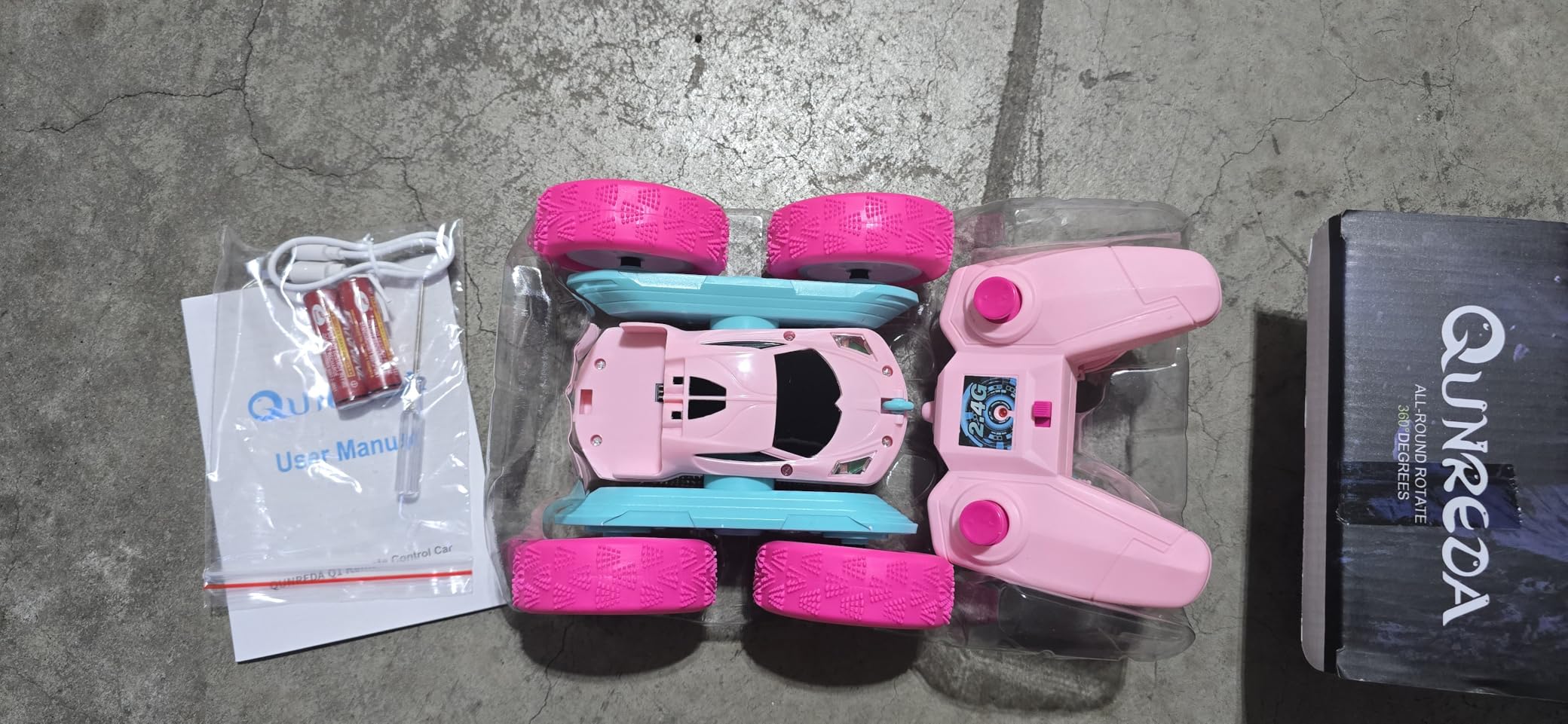 QUNREDA Remote Control Car, RC Cars Toys for Kids Ages 6-12, 4WD Stunt Car with LED Lights & 360 Flips, 2.4GHz, Upgraded USB-C Modular Batteries customer photo 2