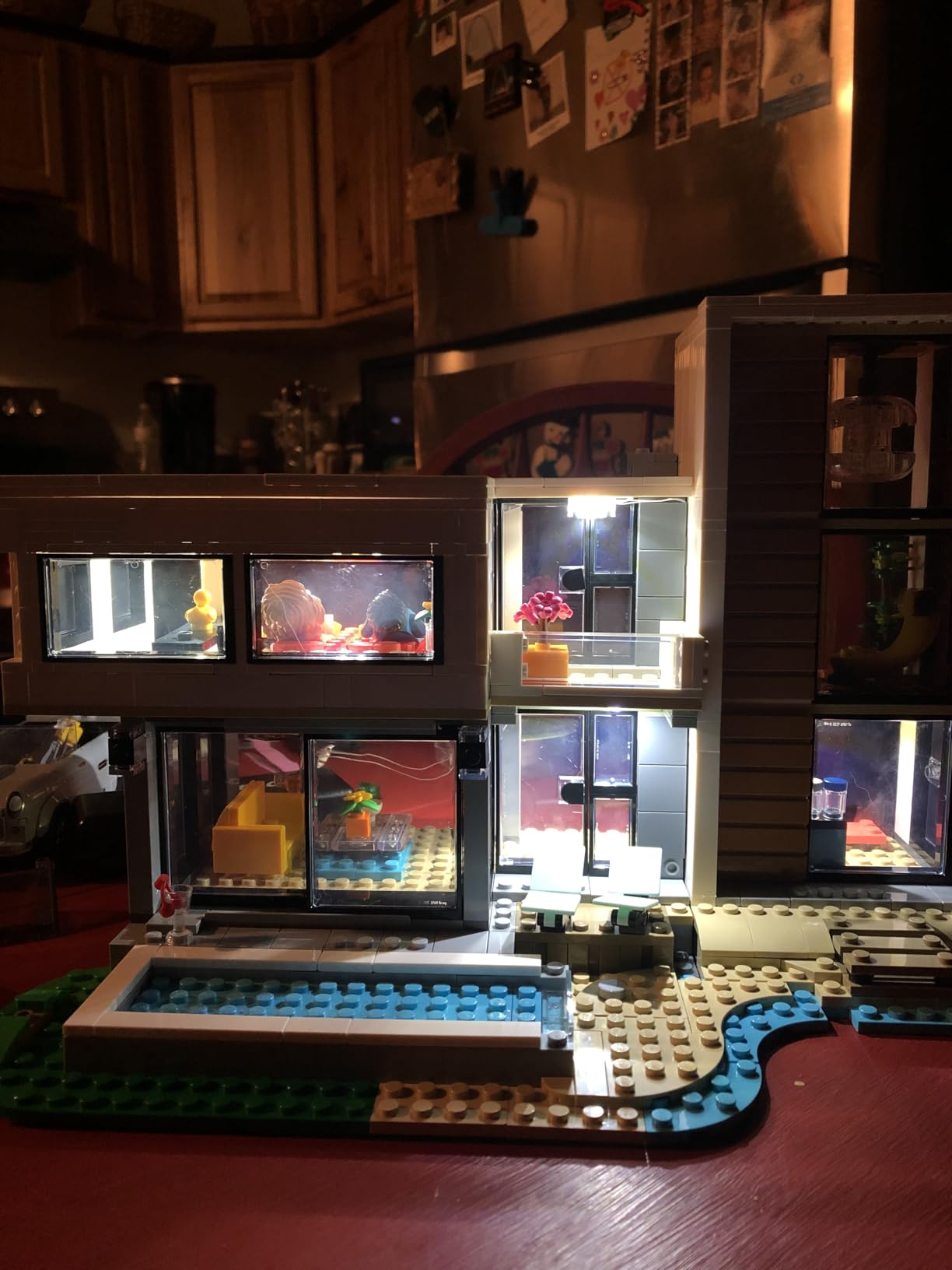 LEGO Creator 3 in 1 Modern Toy House (31153) customer photo 2
