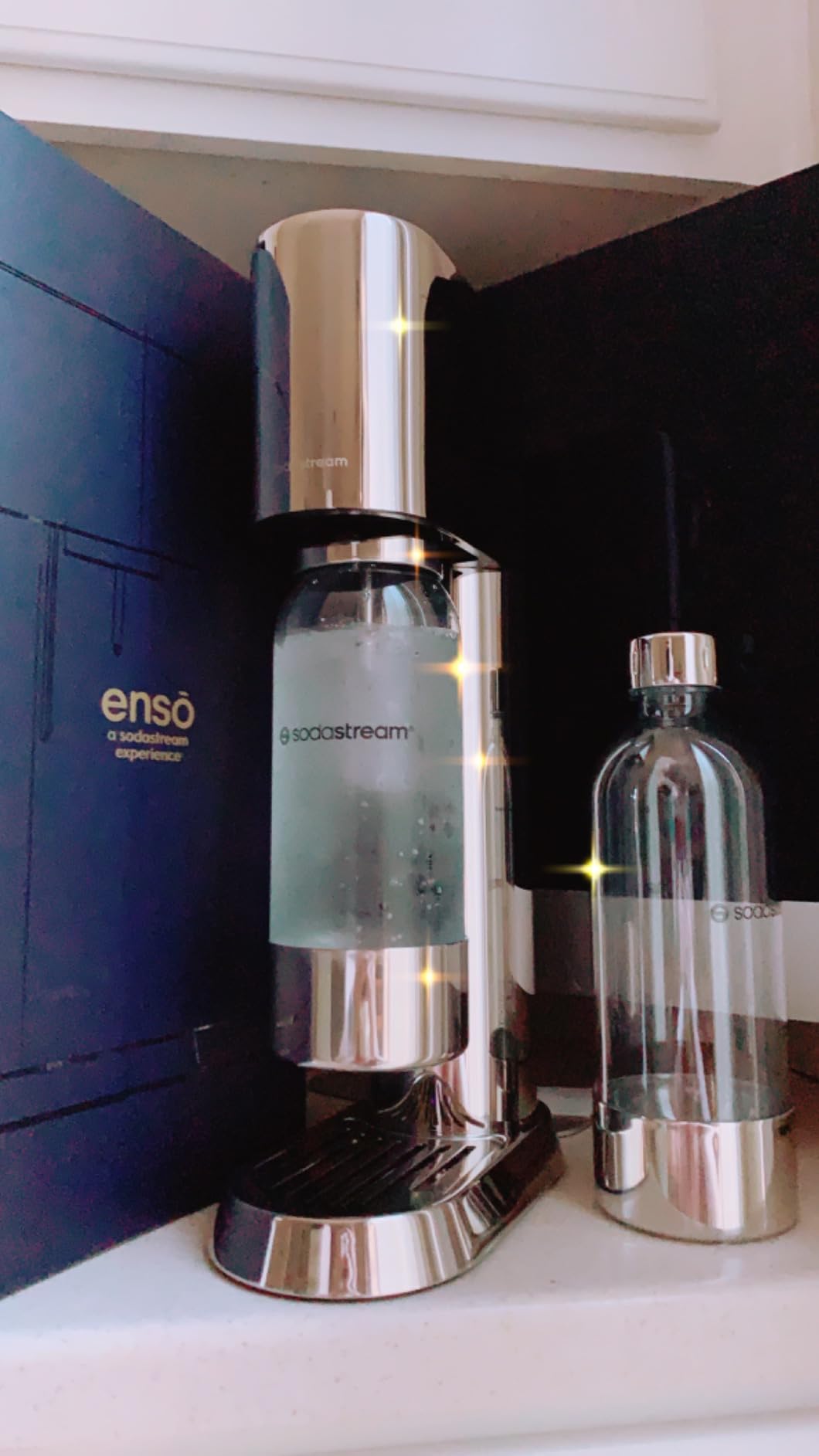 SodaStream Enso Premium Stainless Steel Sparkling Water Maker Kit - includes CO2 and Carbonating Bottle customer photo 1