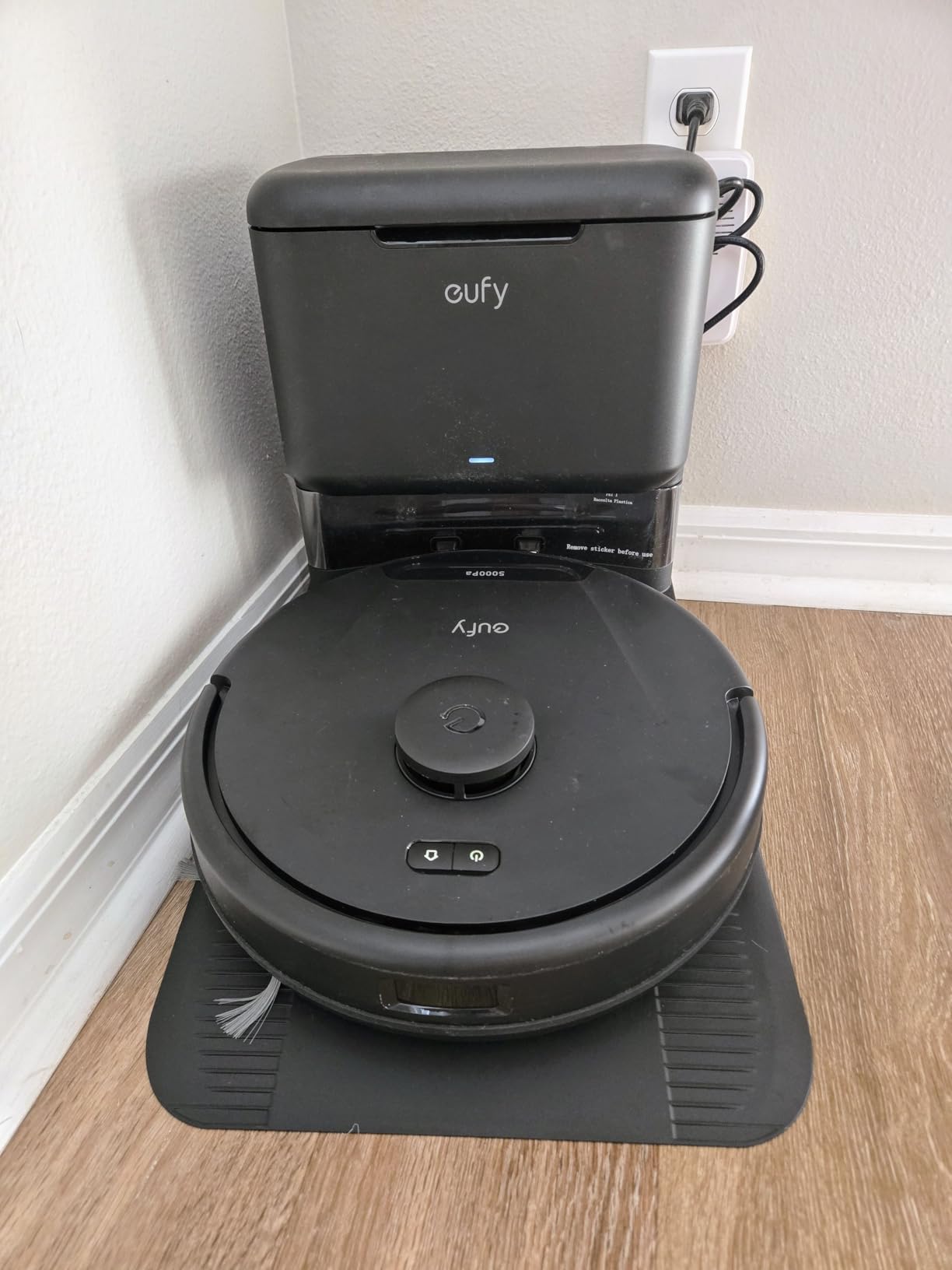 eufy Certified Like-New L60 Hybrid Robot Vacuum with Self Empty Station, Hair Detangling Technology, Up to 60 Days of Hands Free Cleaning, Ultra Strong 5,000 Pa Suction (Renewed) customer photo 2