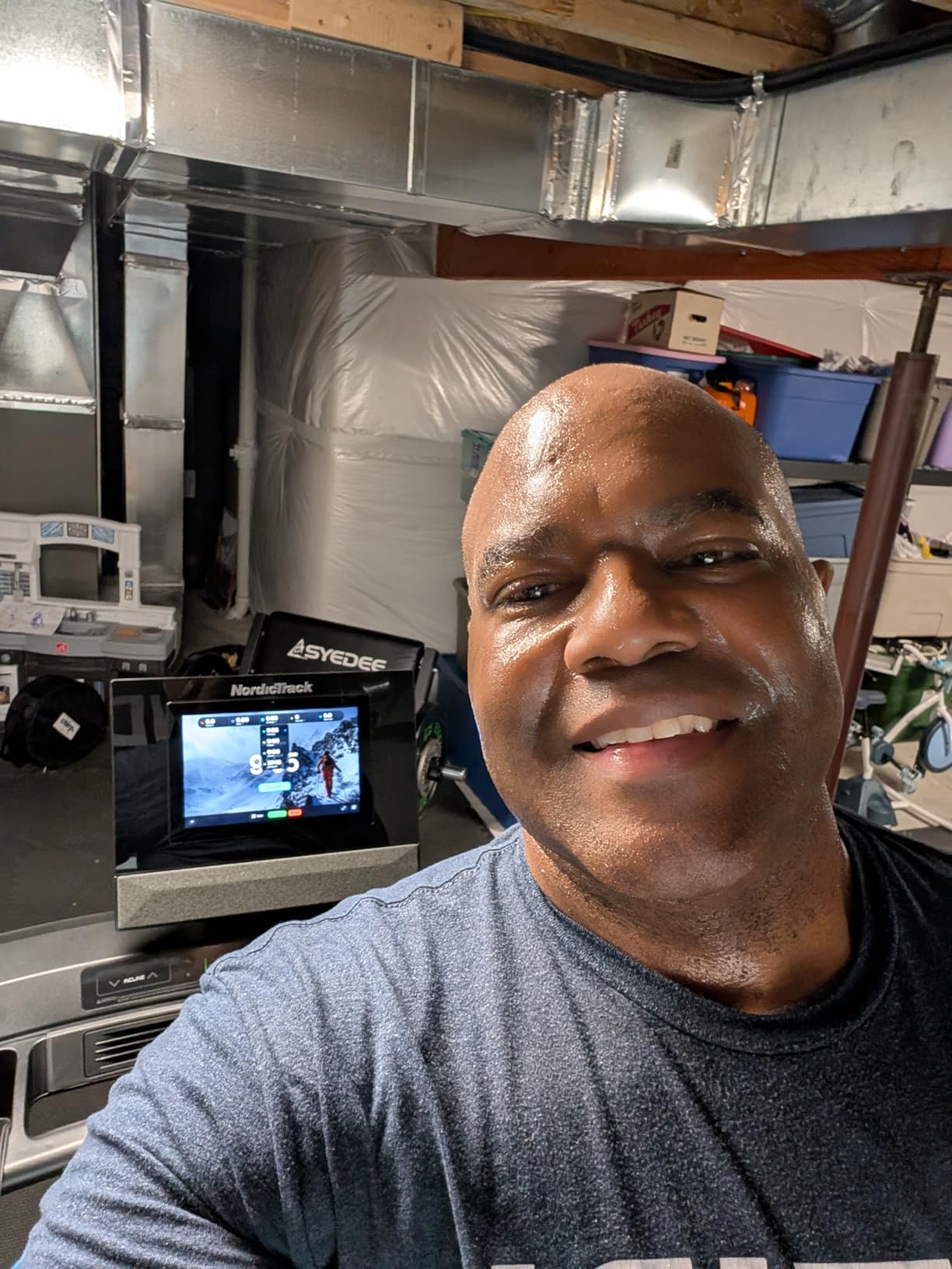 NordicTrack Commercial Series: Premium Foldable Treadmills, Incline & Decline customer photo 1