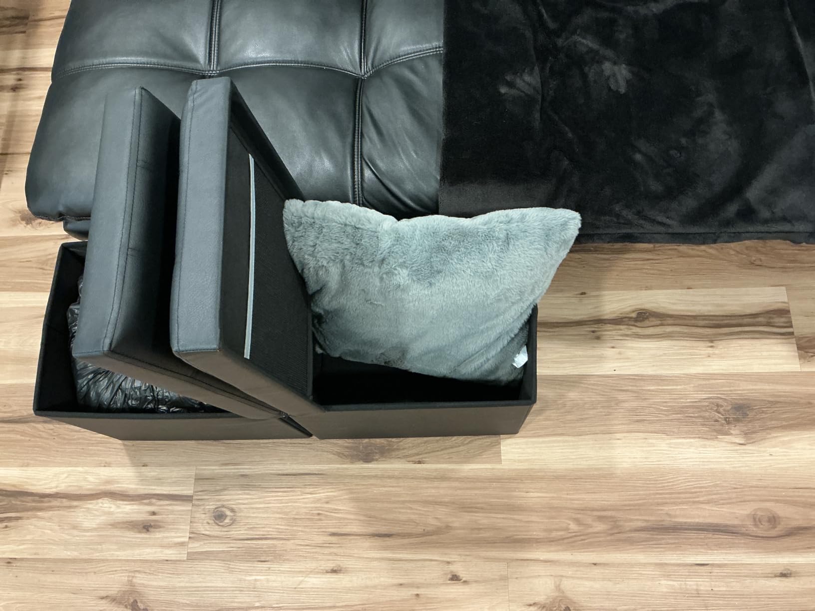 AmasSmile Footrest Ottoman Bench with Storage, 34Inch Black Leather Footstool, Coffee Table, Padded Seat, Storage Chest, Blanket Store with Flipping Lid for Livingroom and Bedroom customer photo 1