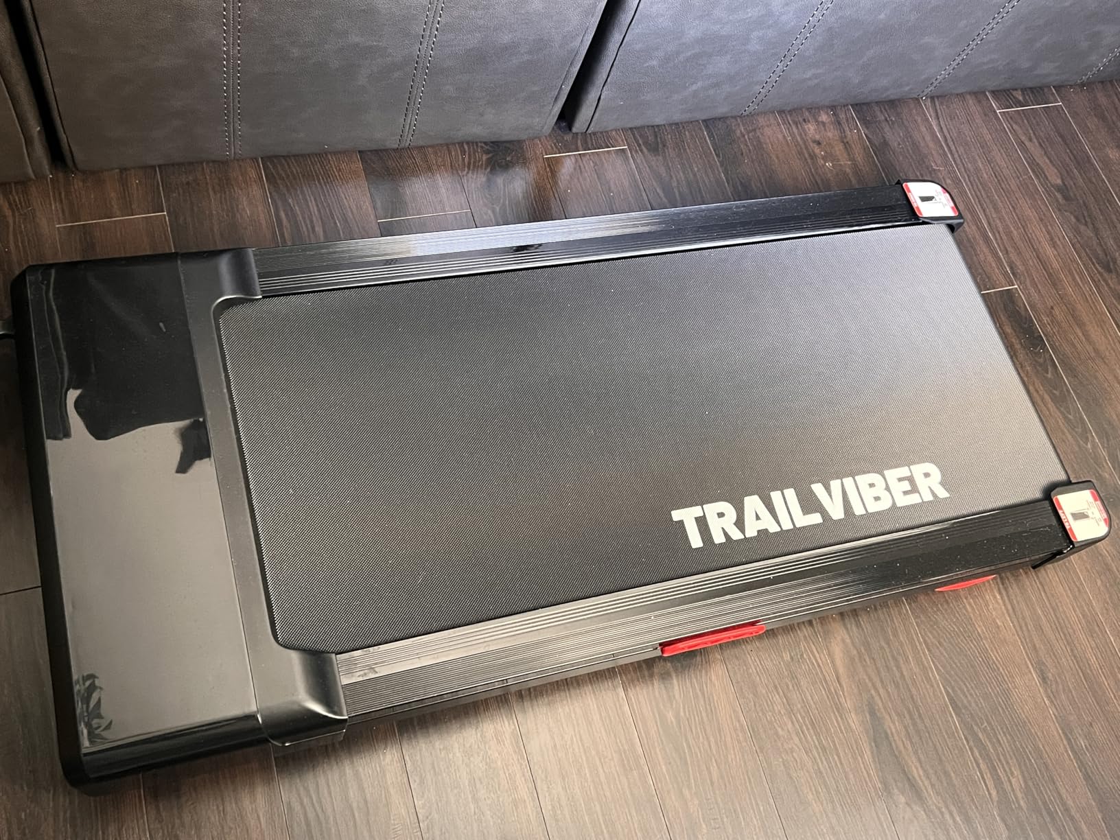 TRAILVIBER Walking Pad Treadmill with 12% 9-Level Auto Incline, 450 lbs Capacity RGB LED Screen, Bluetooth Speaker Under Desk Treadmill customer photo 2