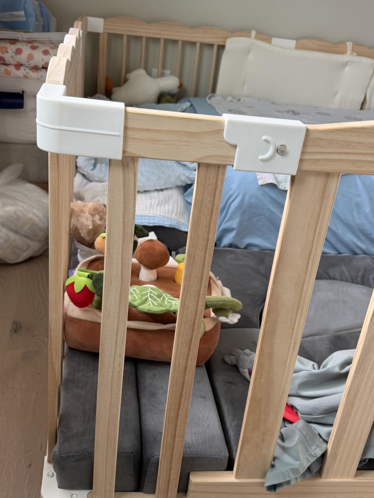 Baby Playpen, Wooden Playpen for Babies and Toddlers, Large Adjustable Wooden Baby Playard with Locking Gate, Easy to Assemble, Portable Play Pen, Infant Play Pen Play Area(47x62x24 Inch) customer photo 1