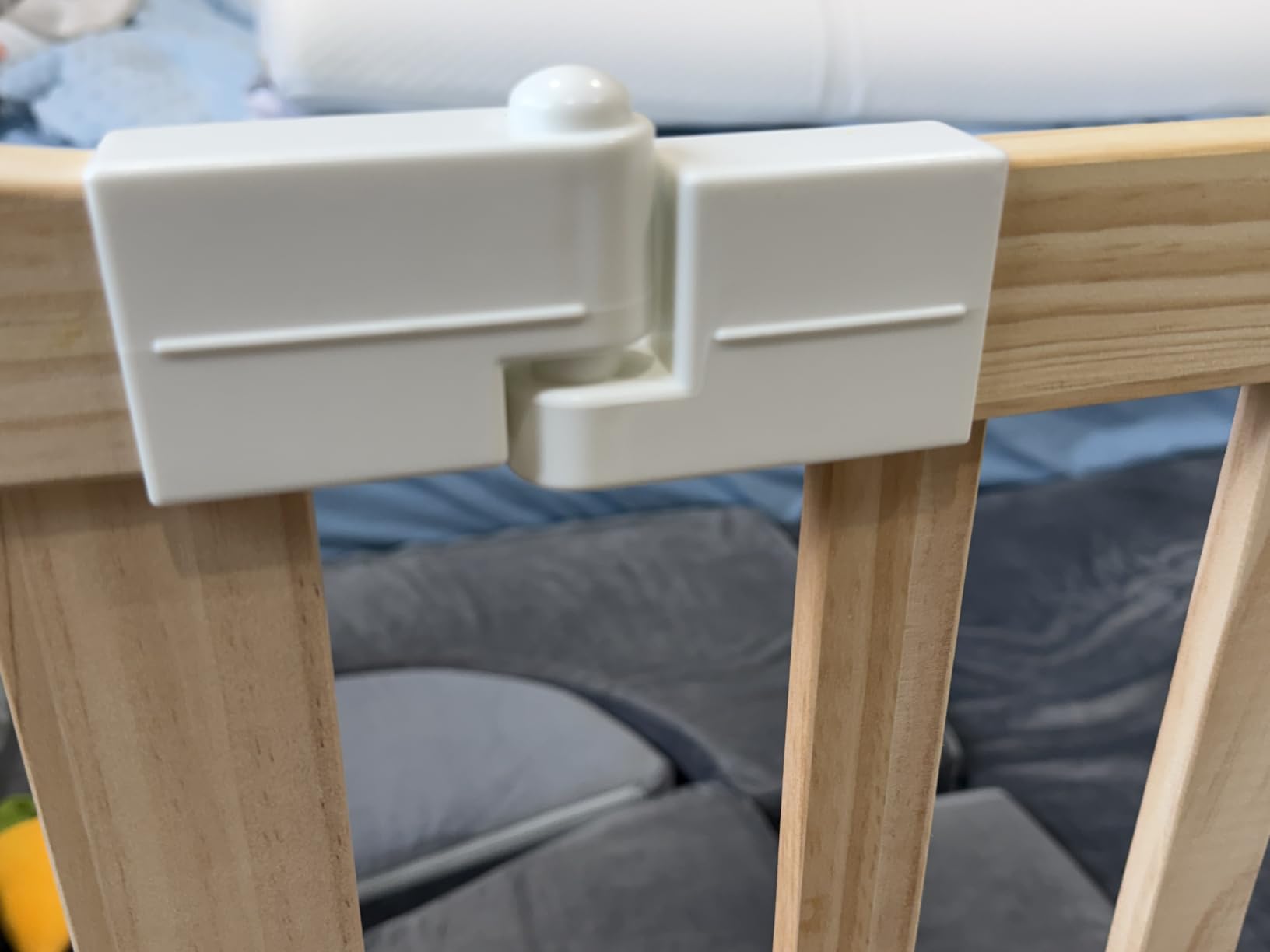 Baby Playpen, Wooden Playpen for Babies and Toddlers, Large Adjustable Wooden Baby Playard with Locking Gate, Easy to Assemble, Portable Play Pen, Infant Play Pen Play Area(47x62x24 Inch) customer photo 2