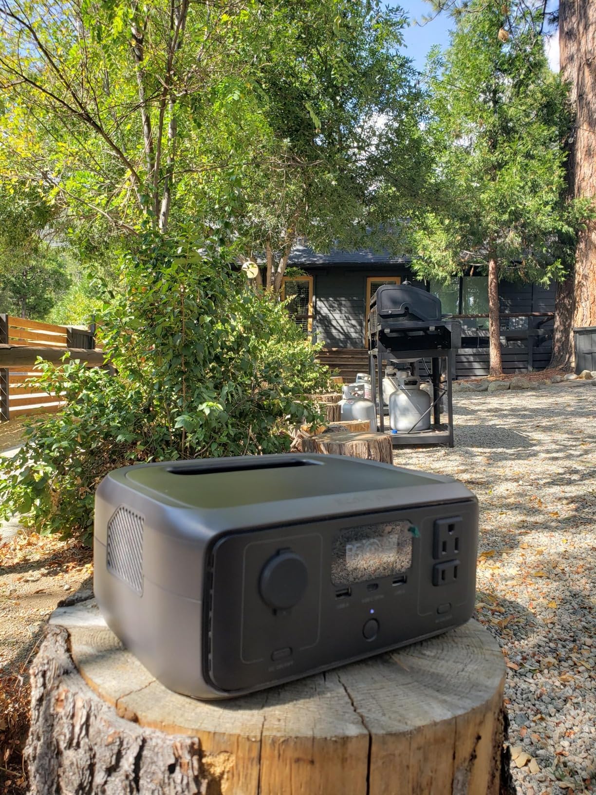 EF ECOFLOW Portable Power Station RIVER 3, 245Wh LiFePO4 Battery Power Station, 1Hr Fast Charging, 300W/X-Boost 600W Solar Generator for Outdoor/Camping/RVs/Home Use (Solar Panel Optional) customer photo 2