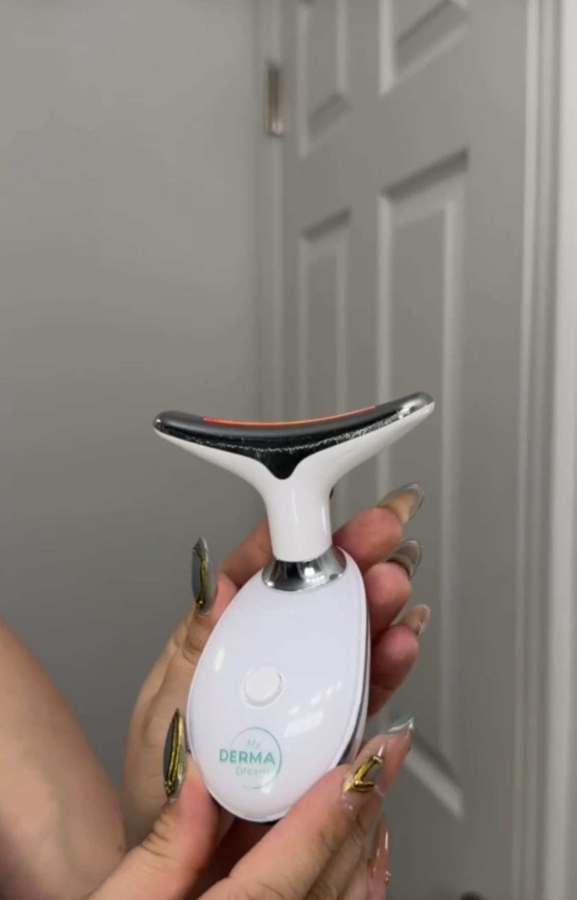 MyDermaDream MyoGlow & Niacinamide Serum & NoTox Serum - Total Body Skin Tightening and Lifting Device for Face, Neck, Arms, and Legs customer photo 2