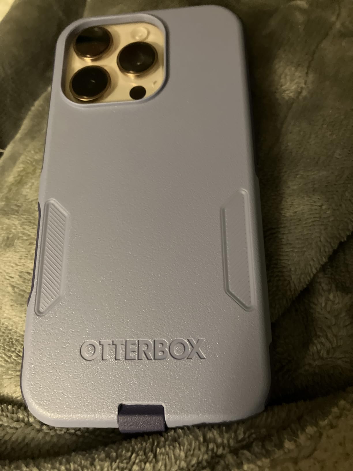 OtterBox iPhone 16 Pro Commuter Series Case - Black, Thin & Protective iPhone Case, Dual-Layer, Impact Absorbing iPhone Case customer photo 2