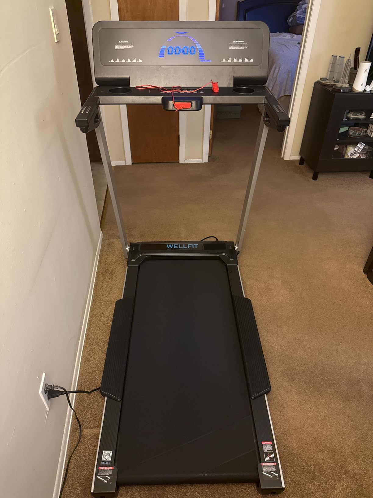 WELLFIT Home Treadmill, 2 Level Incline Heavyduty Treadmill with Pulse Sensor, 4.0 HP, 10 MPH, 450 lbs Capacity, 20'' x 45'' Running Area Treadmills with Bluetooth Player & LED Display customer photo 2
