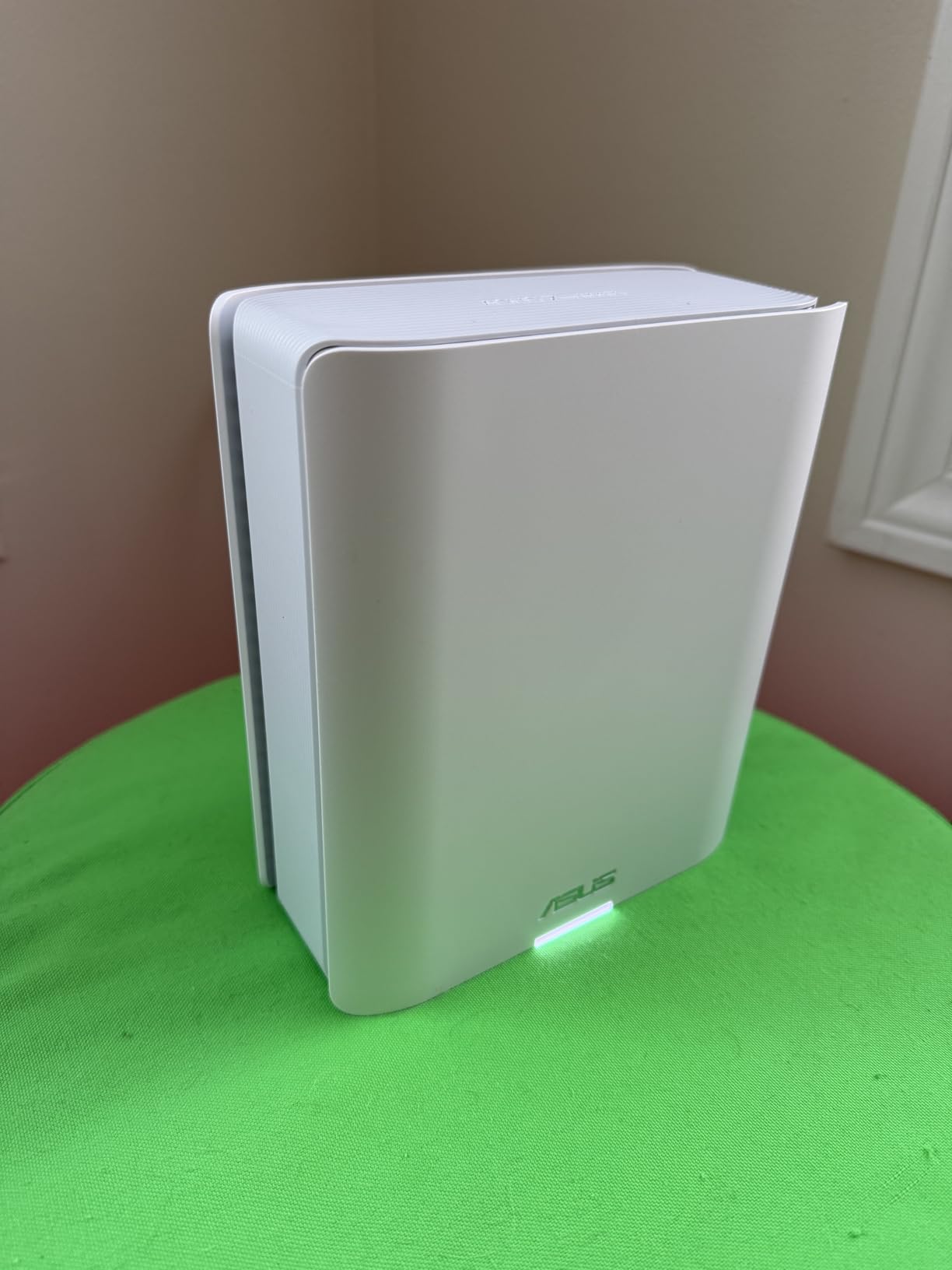 ASUS ZenWiFi BT6 Tri-Band WiFi 7 Mesh, 9.4 Gbps, 7600 sq.ft. (3pk), 2.5G WAN Port, Security and Parental Controls Included, Smart Home Master SSIDs, 4G & 5G Mobile Tethering - BT6 (W-3-PK) customer photo 2