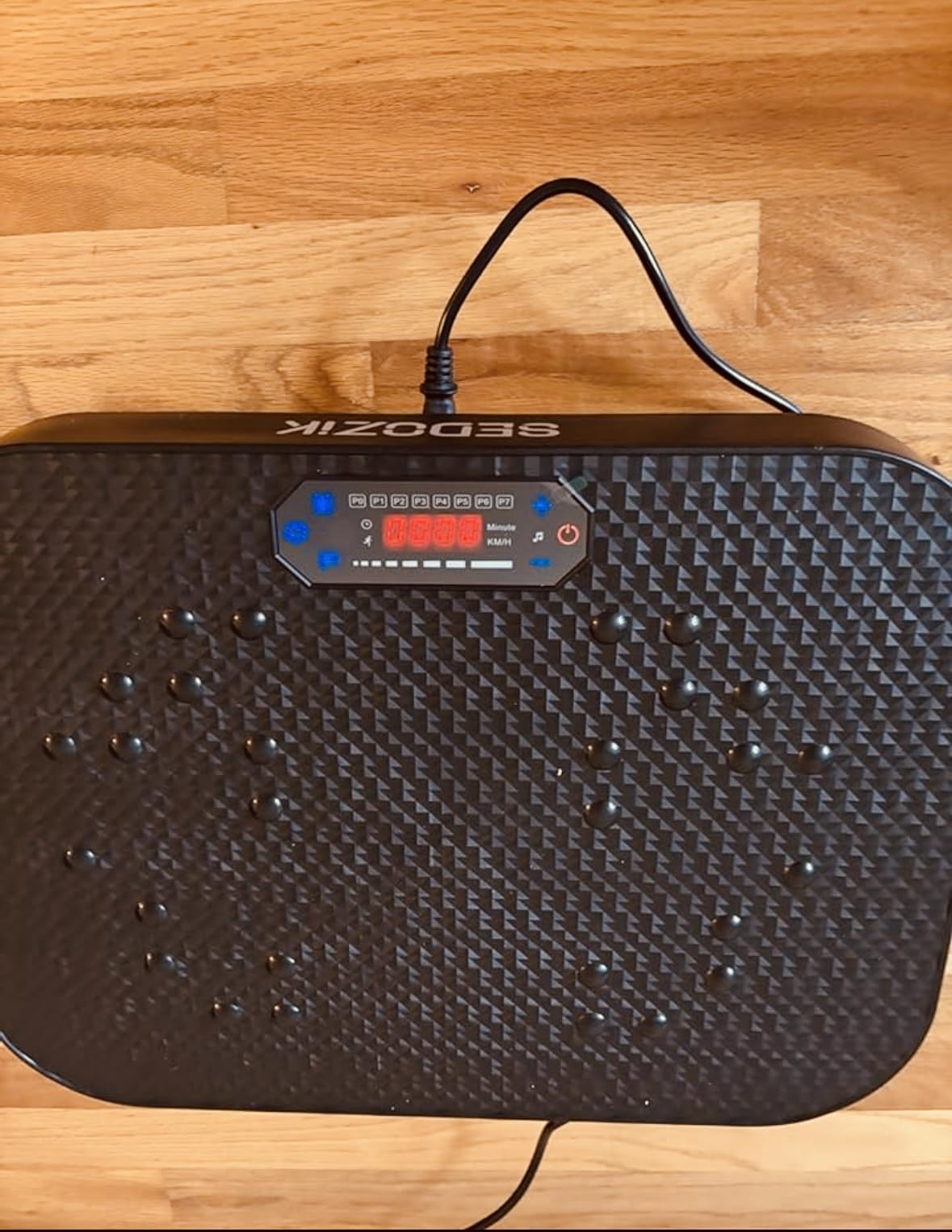 SEDOZIK Vibration Plate Exercise Machine, Vibration Plate for Lymphatic Drainage Weight Loss, 450 Lbs Capacity Full Body Vibrating Platform Workout Equipment with Bluetooth for Home Women Men customer photo 2