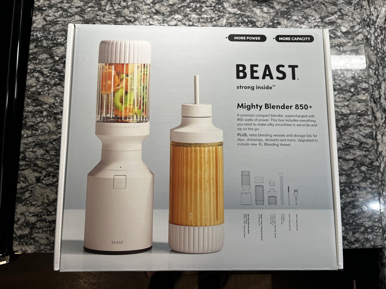 Beast Mighty 850 Plus | Premium Compact Personal Blender | Smoothies, Shakes, Dressings, Sauces | Blends Ice and Frozen Fruit | New XL Vessel | Extra Vessels, Lids and Straws | 850W (Terra) customer photo 1