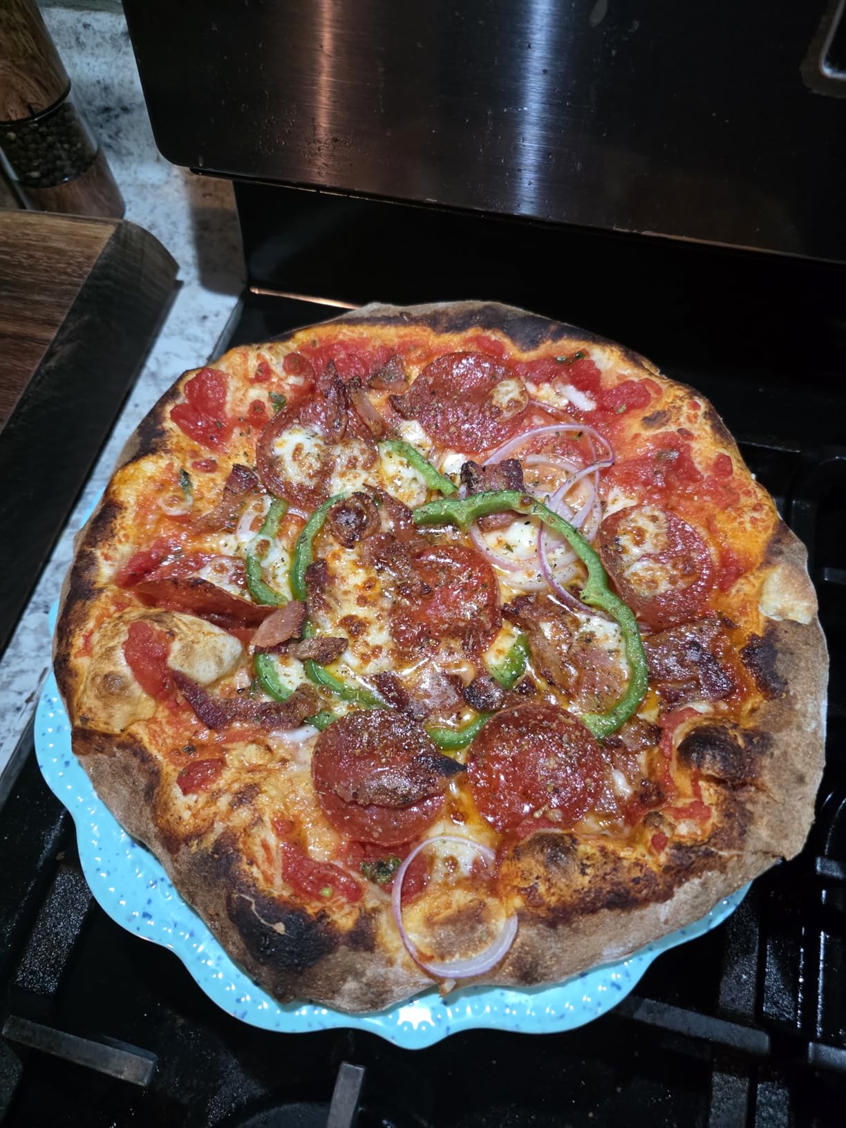 Ooni Karu 2 Multi-Fuel Outdoor Pizza Oven - Wood and Gas Outdoor Pizza Oven with Pizza Stone & Integrated Thermometer, 12 Inch Pizza Maker customer photo 2