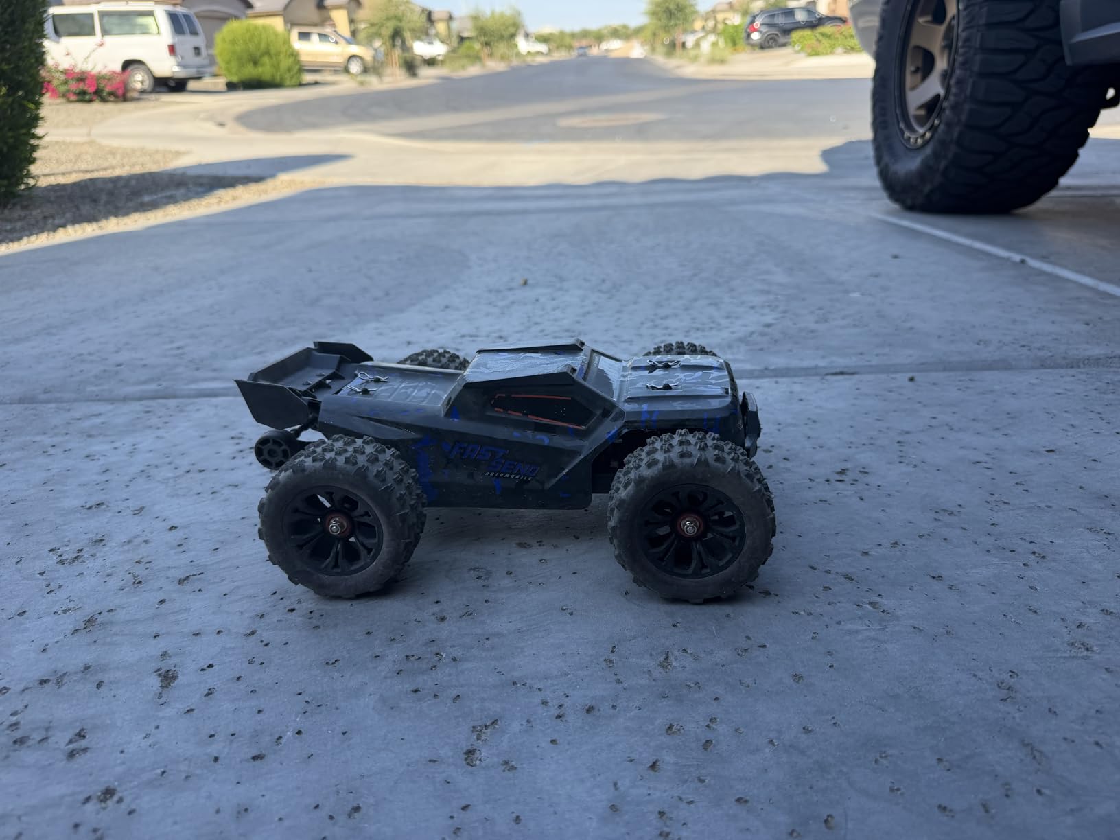 1:14 Scale RC Cars for Adults, 60KPH High Speed RC Truggy, 4X4 Off-Road Remote Control Truck, Waterproof Electric Car with 2S Battery, All Terrain RC Vehicle for Snow, Sand, Beach & Rocky Surfaces customer photo 2