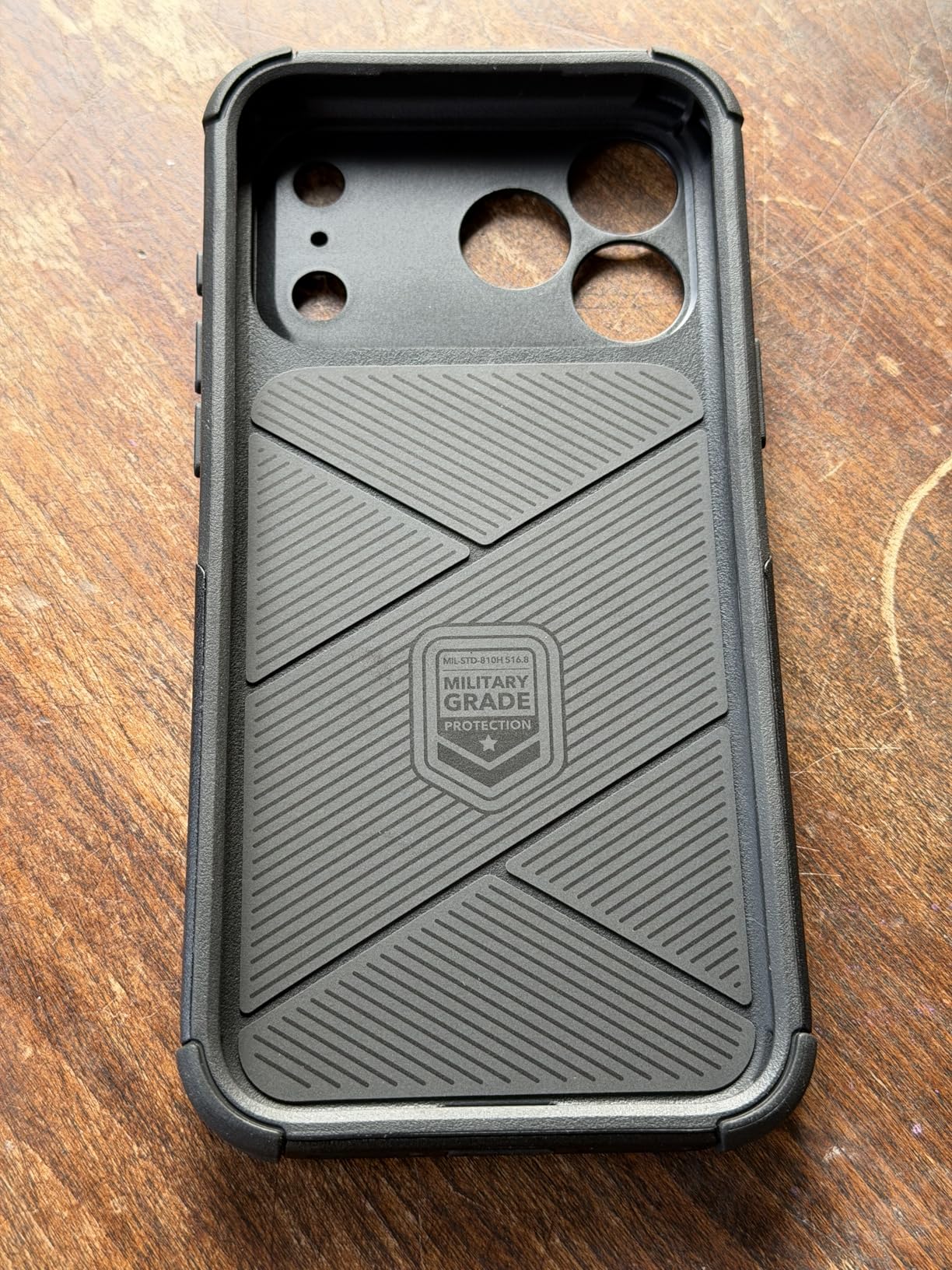 ESR for iPhone 16 Pro Phone Case, 23ft Military-Grade Drop Protection, Shock-Absorbing Rugged Cover, MagSafe Accessories Compatible, Cyber Series, Black customer photo 2