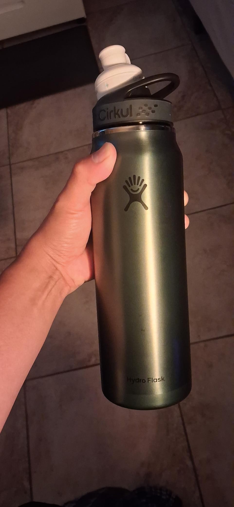 Hydro Flask 24 Oz Lightweight Trail Series Wide Flex Cap Tourmaline - Hiking Water Bottle customer photo 1