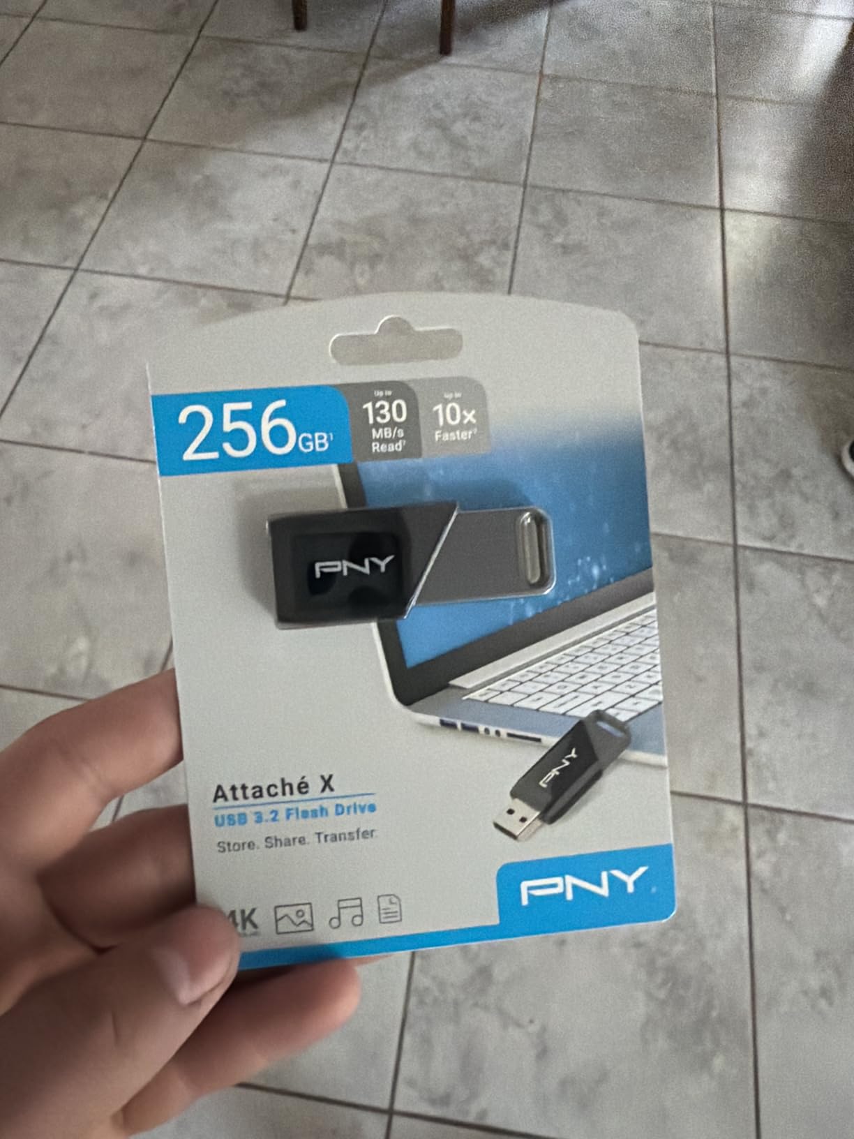 PNY 256GB Attache X USB 3.2 Gen 1 Flash Drive, Advanced Performance Up to 130MB/s Read, Reliable Portable Storage, Durable, Type-A customer photo 1