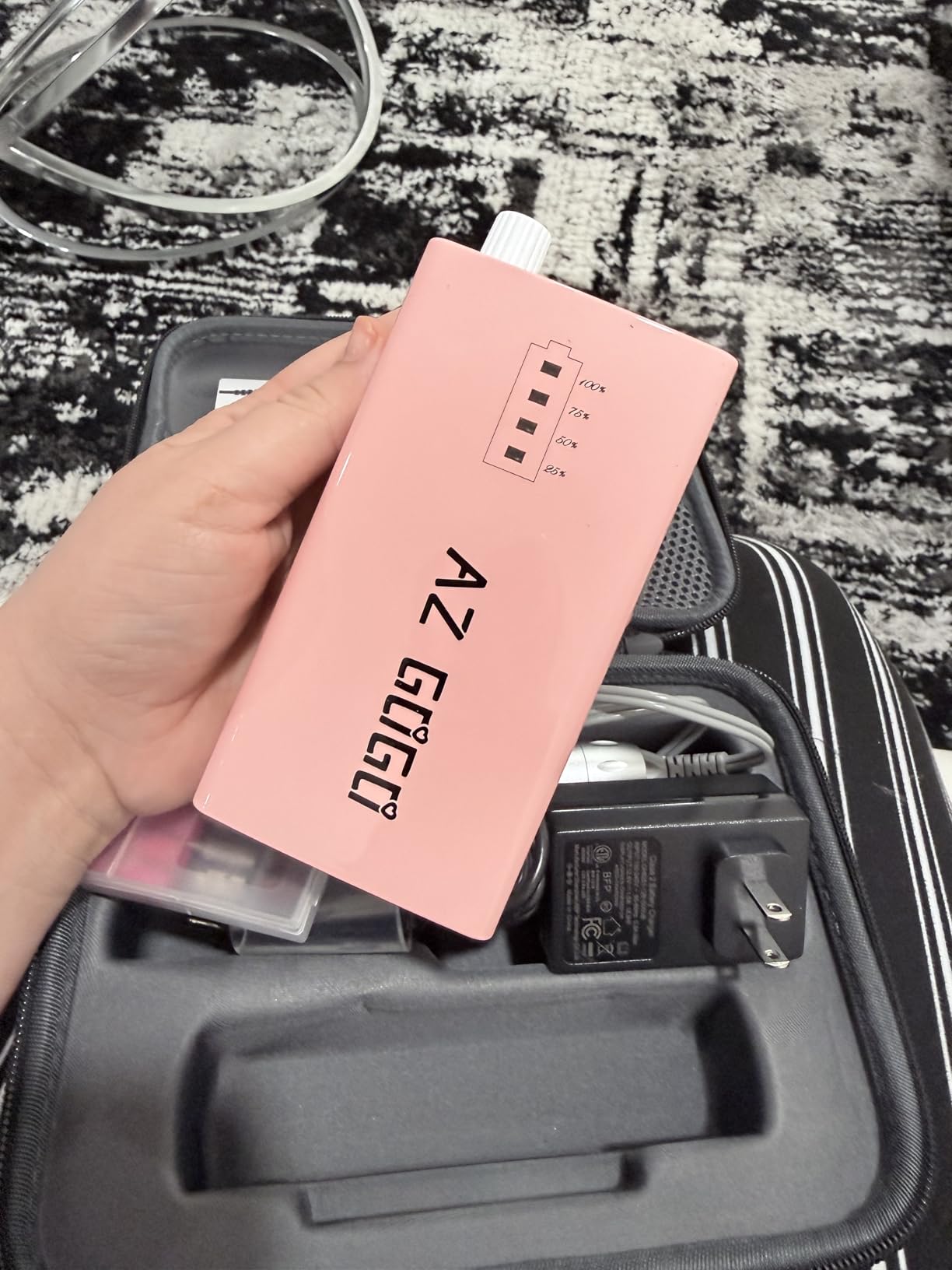 Nail Drill Machine, AZ GOGO 30000RPM Professional Rechargeable Portable Electric Efile Nail Drill for Acrylic Gel Nails, Manicure/Pedicure, Polishing, Cuticle - Salon or Home Use (White) customer photo 1