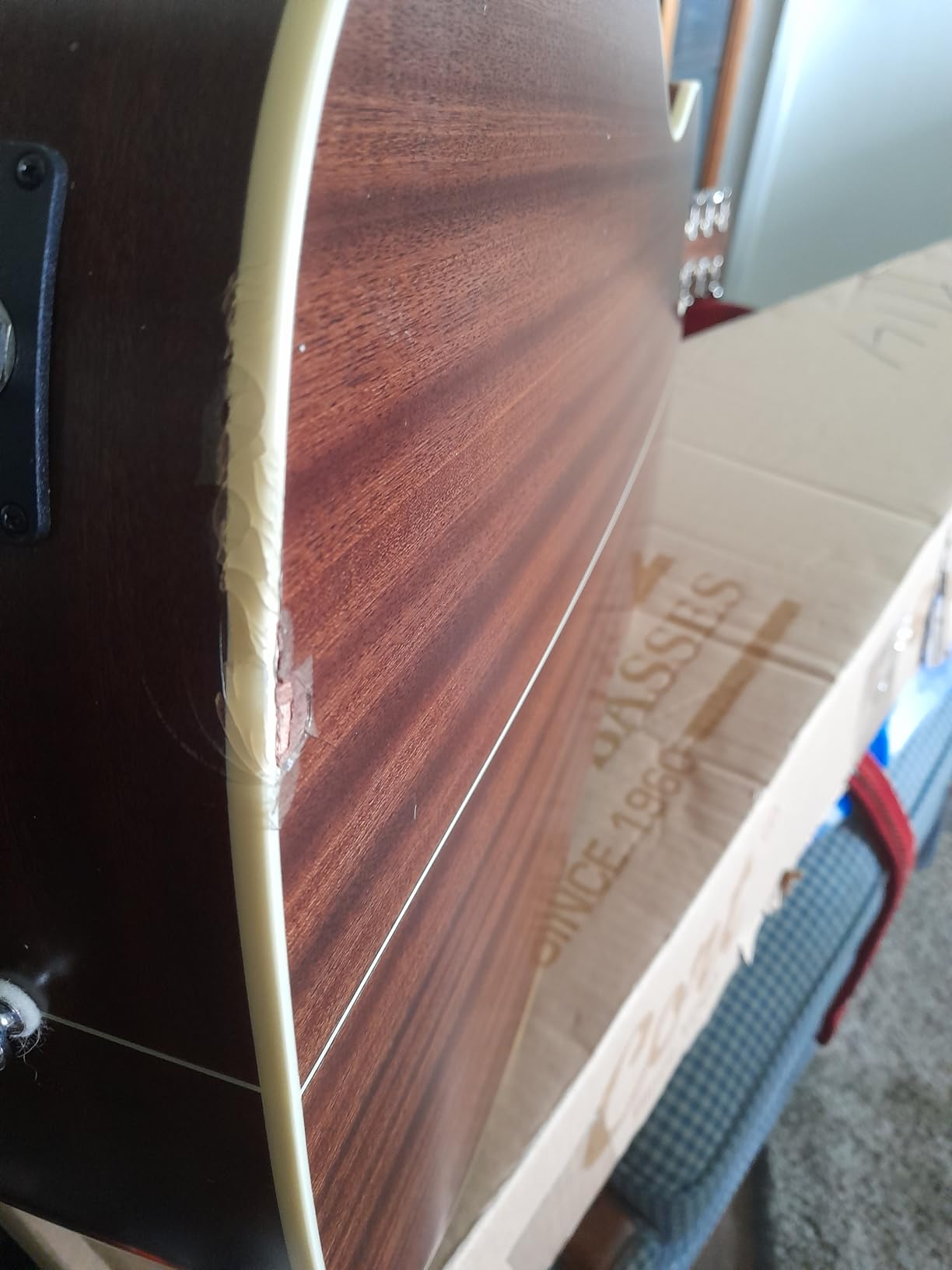 Cort Essence Series ES-GA4 Grand Auditorium Cutaway Acoustic Electric Guitar, Natural Semi Gloss customer photo 1
