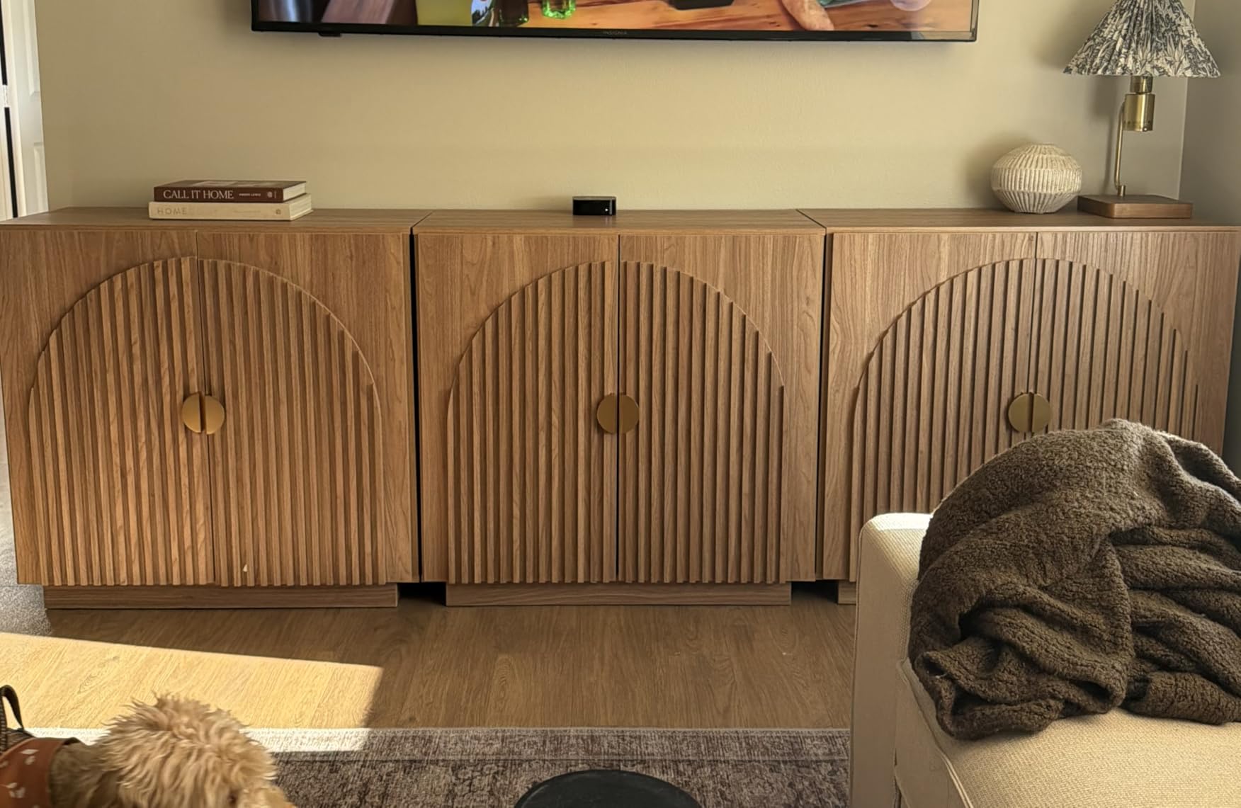 BELLEZE 65 Inch Fluted Buffet Cabinet with Storage, Symmetrical Arc Accent Sideboard Large Console Table for Dining Room, Kitchen, and Living Room (Caramel Brown) customer photo 2