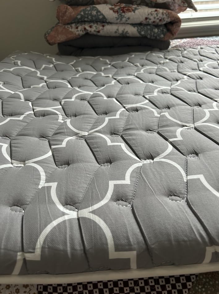 6th Generation Japanese Floor Futon Mattress - Extra-Thick 9-Layer Modern Futon with 100% High-Density Foam, Portable Floor Mattress Sleeping Pad for Adults, Guest Room, Dormitory, Queen Size(60