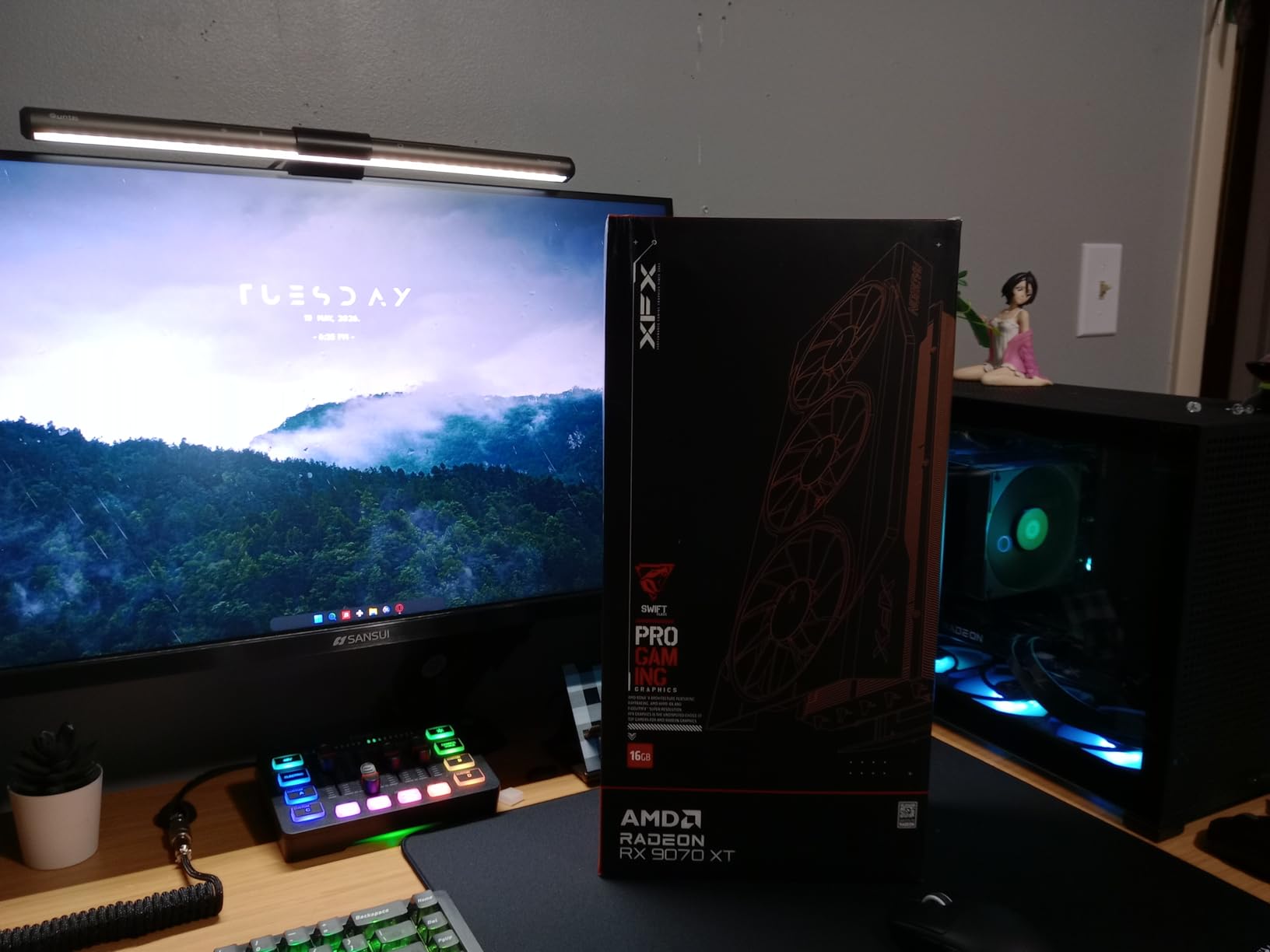 XFX Swift AMD Radeon RX 9070 XT Triple Fan Gaming Edition 16GB GDDR6 Graphics Card customer photo 2