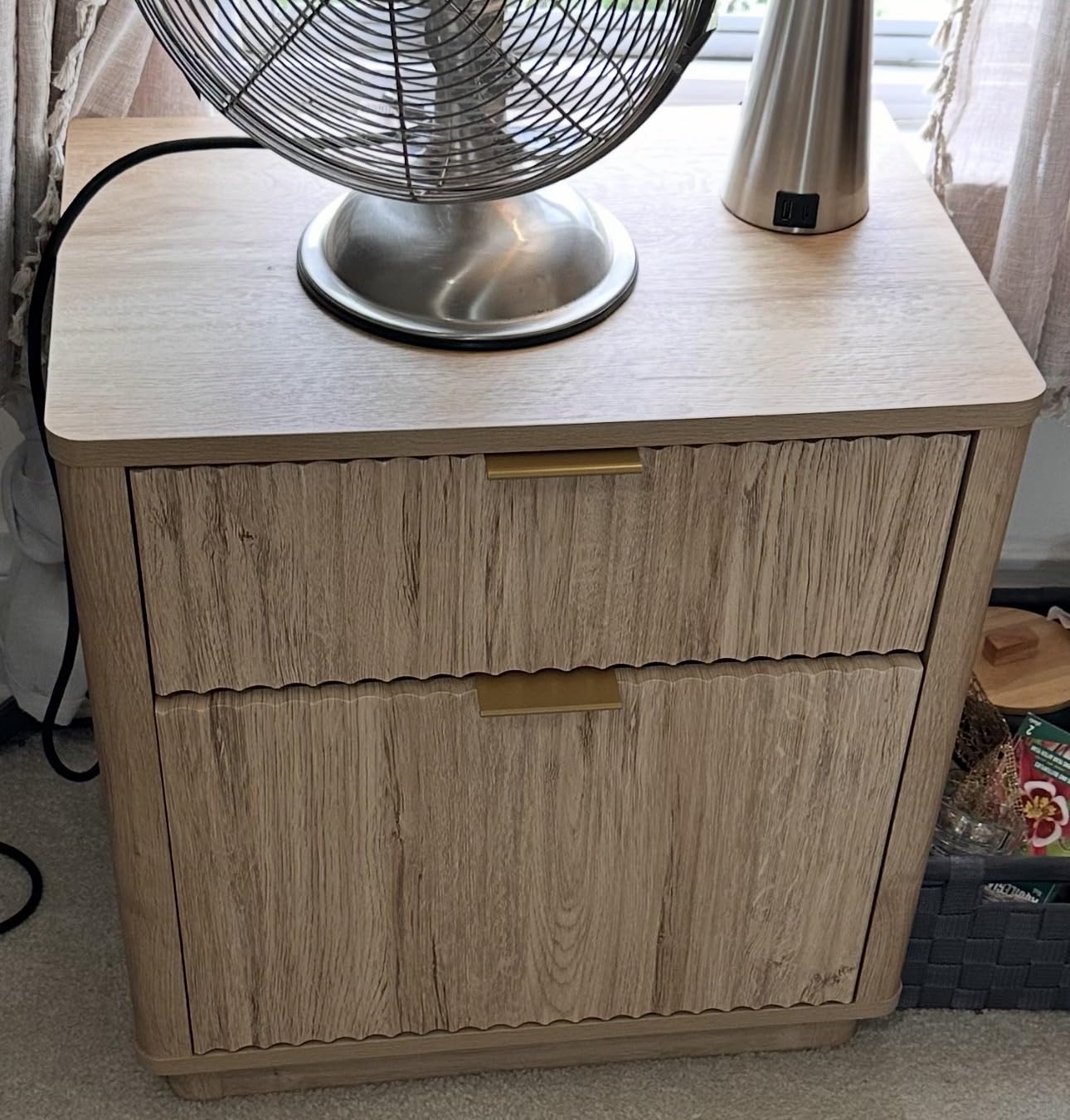 T4TREAM 23'' Fluted Nightstand with Charging Station, Large 2 Drawer Side Table, Modern End Table with Storage, Mid Century Bedside Table for Bedroom, Living Room, Curved Profile, Dark Walnut customer photo 1