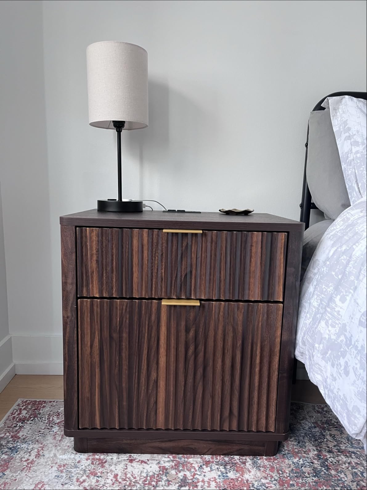 T4TREAM 23'' Fluted Nightstand with Charging Station, Large 2 Drawer Side Table, Modern End Table with Storage, Mid Century Bedside Table for Bedroom, Living Room, Curved Profile, Dark Walnut customer photo 2