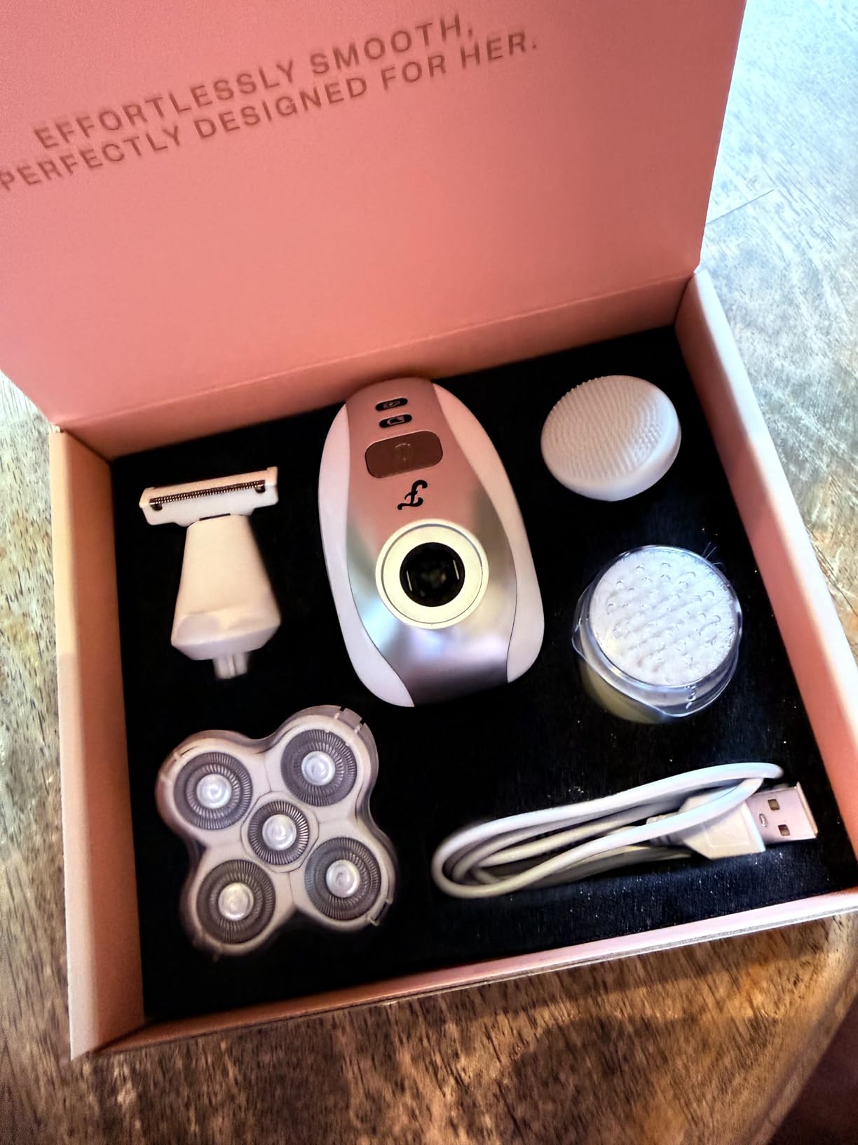 Freebird FlexSeries Electric Razor for Women - Silk Smooth Legs, Body Hair, & Pubic Shaver - for Private Area, Sensitive Skin, Bikini Trimmer customer photo 2