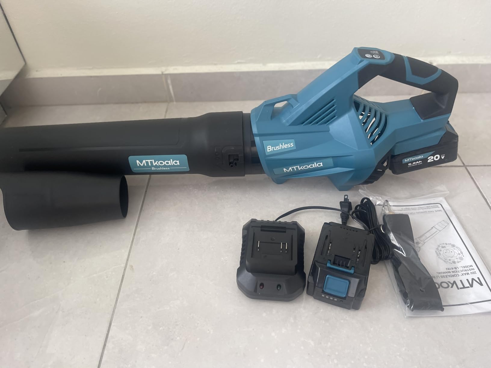 Leaf Blower Cordless, New Upgraded 1200W Brushless Motor Leaf Blower, 700CFM 200MPH with 3 Speed Modes, 160Mins Max Runtime customer photo 1