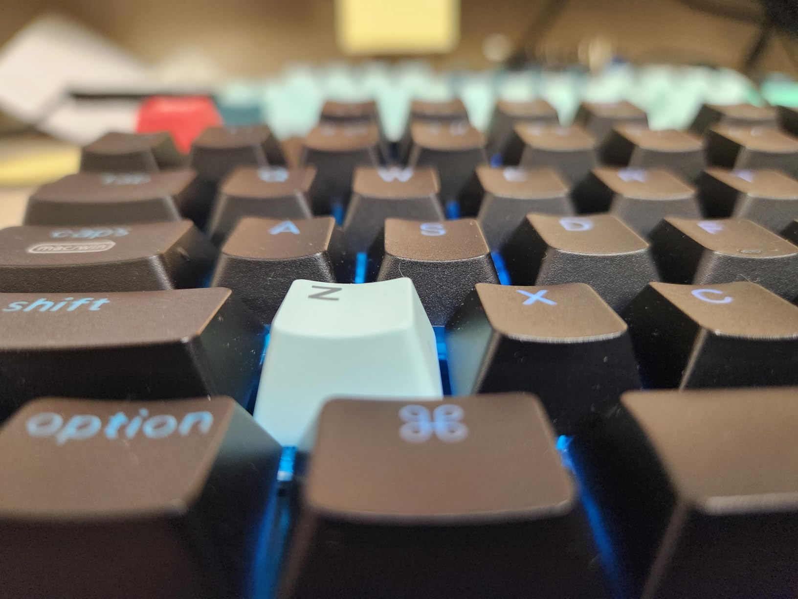 Keychron C3 Pro TKL 80% Wired Mechanical Keyboard, 8K Polling Rate, QMK/VIA Programmable, Hot-Swappable, RGB Backlit Shine-Through Keycaps, Super Red Switch, for Windows/Mac customer photo 1