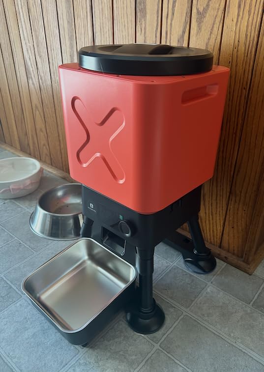 Automatic Dog Feeder for Large Dogs, 14L Capacity, Remote Feeding, Anti-Blockage System, Timed Auto Dog Food Dispenser, 2.4G WiFi App Control, Dual Power Supply, Stainless Steel Bowl customer photo 1