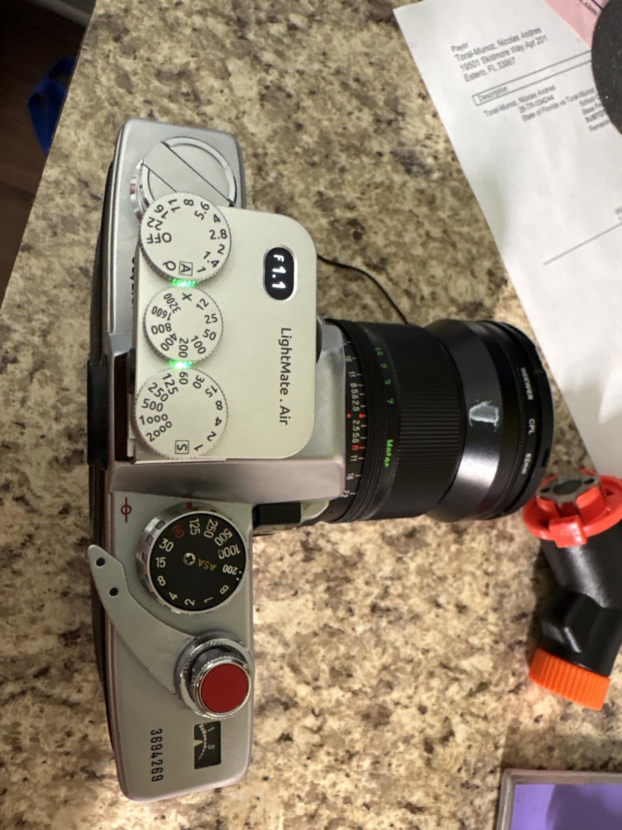LightMate AirPro Light Meter Photography, 35-Degree Wide-Angle Reflective Digital Exposure Meter, Rechargeable 20H Battery Life, 3 Dials Retro Exposure Indicator, for Leica & Other Film Cameras, Black Metal customer photo 2