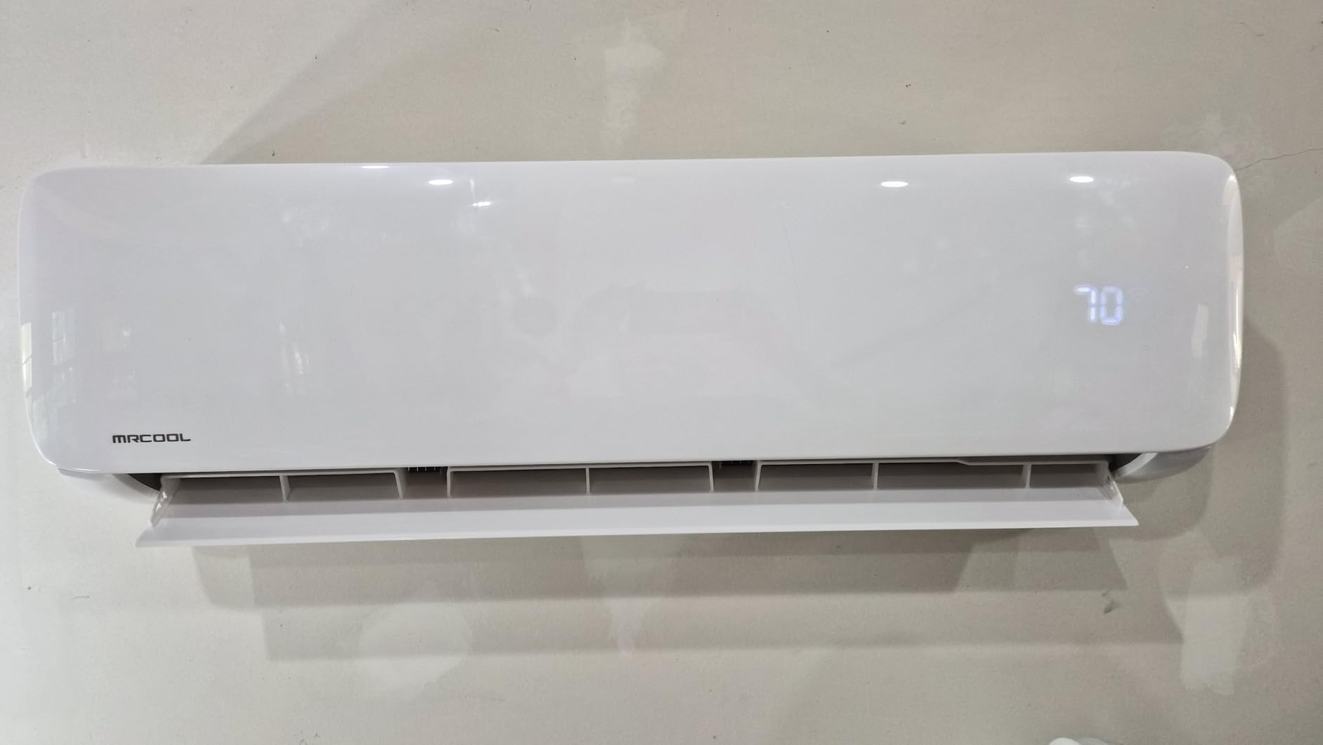 MRCOOL 18000 BTU 230V Ductless Inverter Mini Split Air Conditioner & Heat Pump System, Easy Pro Series - Wall-Mounted AC Unit w/ Heating and Cooling for Home, Office & Commercial Space customer photo 2