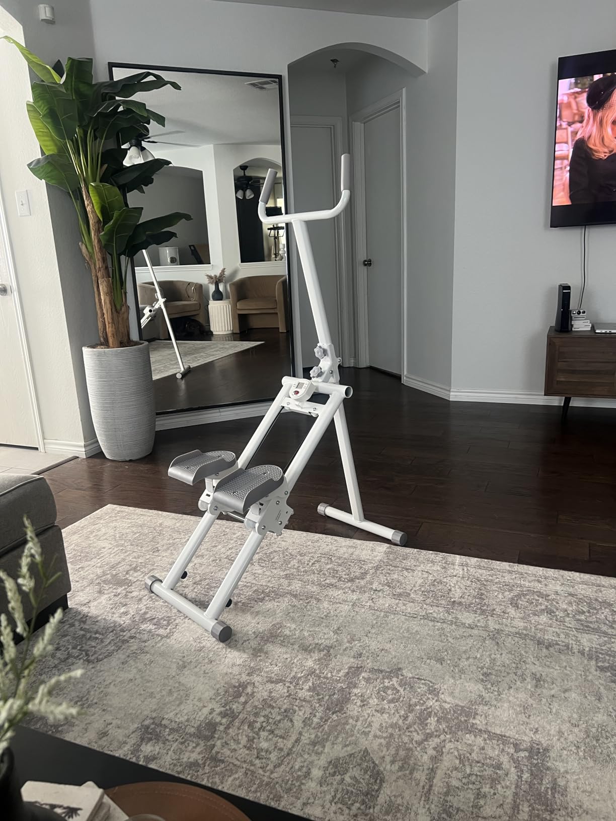 YYJO Stair Stepper for Home, 3 Adjustable Resistance, Stepper with Handlebar Foldable Stepper Vertical Climber Cardio Exercise Machine White customer photo 1