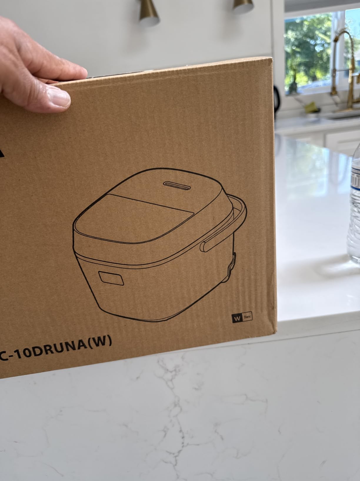 OriginTaste Rice Cooker 5.5-Cup Uncooked, Fuzzy Logic, 15-in-1 Functions, Digital Display, Delay Timer, Keep Warm, Nonstick Inner Pot, White customer photo 1