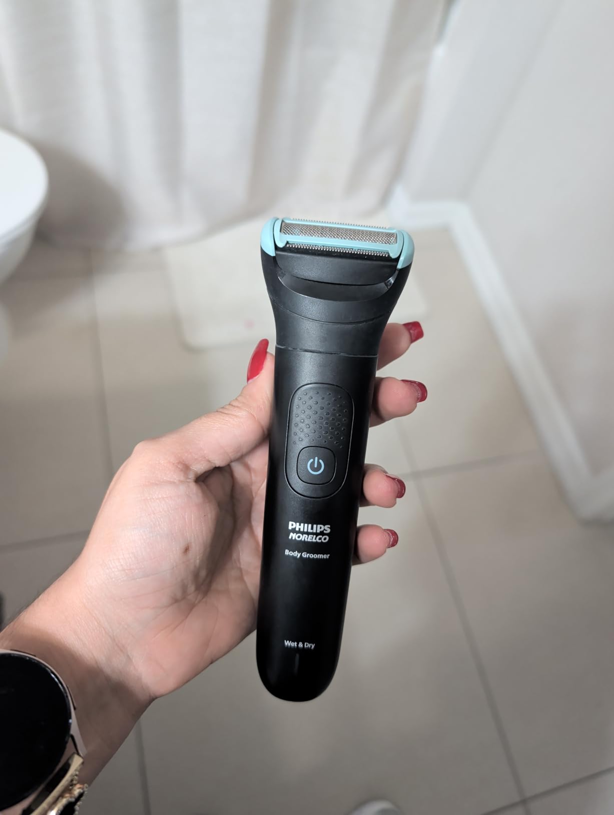 Philips Norelco Body Groomer 5000 Series, Intimate Hair Shaver & Trimmer for Men with Interchangeable & Adjustable Full Body Trim & Shave Heads, 100% Showerproof, BG5490/50 customer photo 2