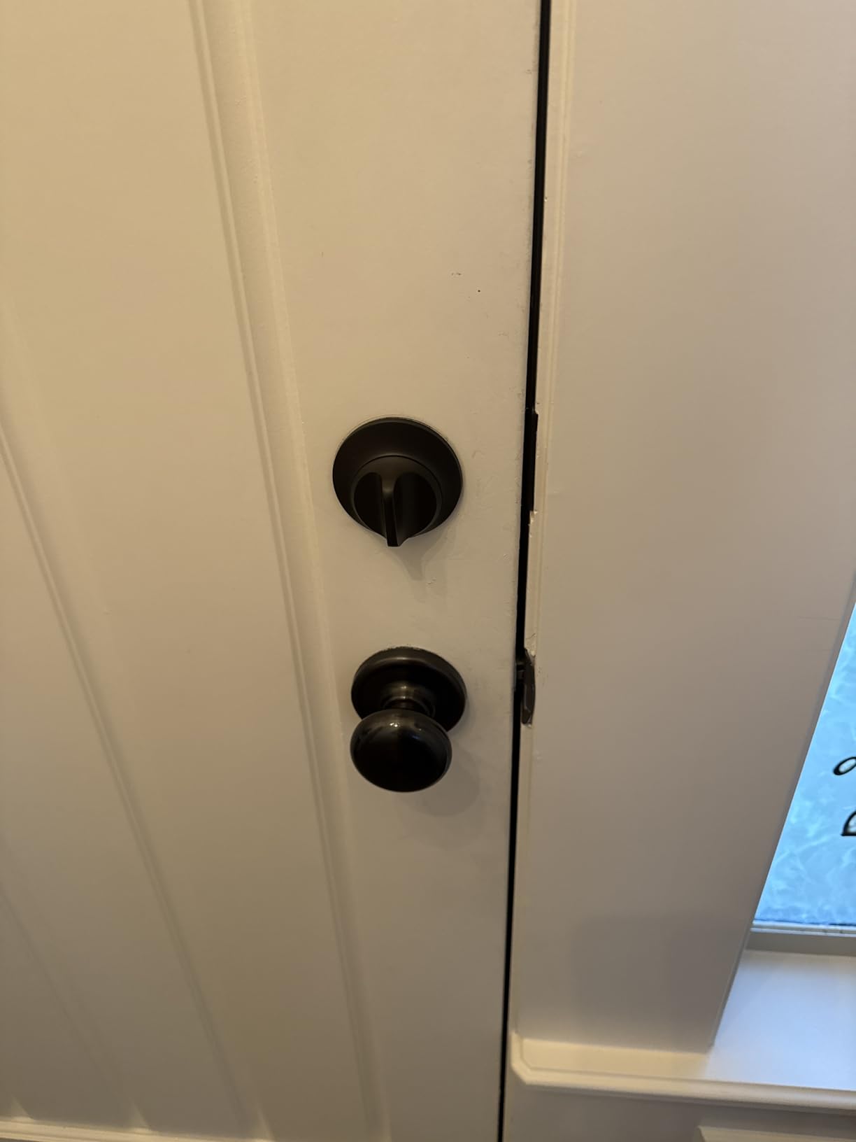 Level Lock Pro - World's Smallest, Fastest, Innovative Smart Lock - Matter-Over-Thread Deadbolt Plus Apple Home Key - Keyless & Remote Access via Apple, Alexa, Google Home, SmartThings (Matte Black) customer photo 1