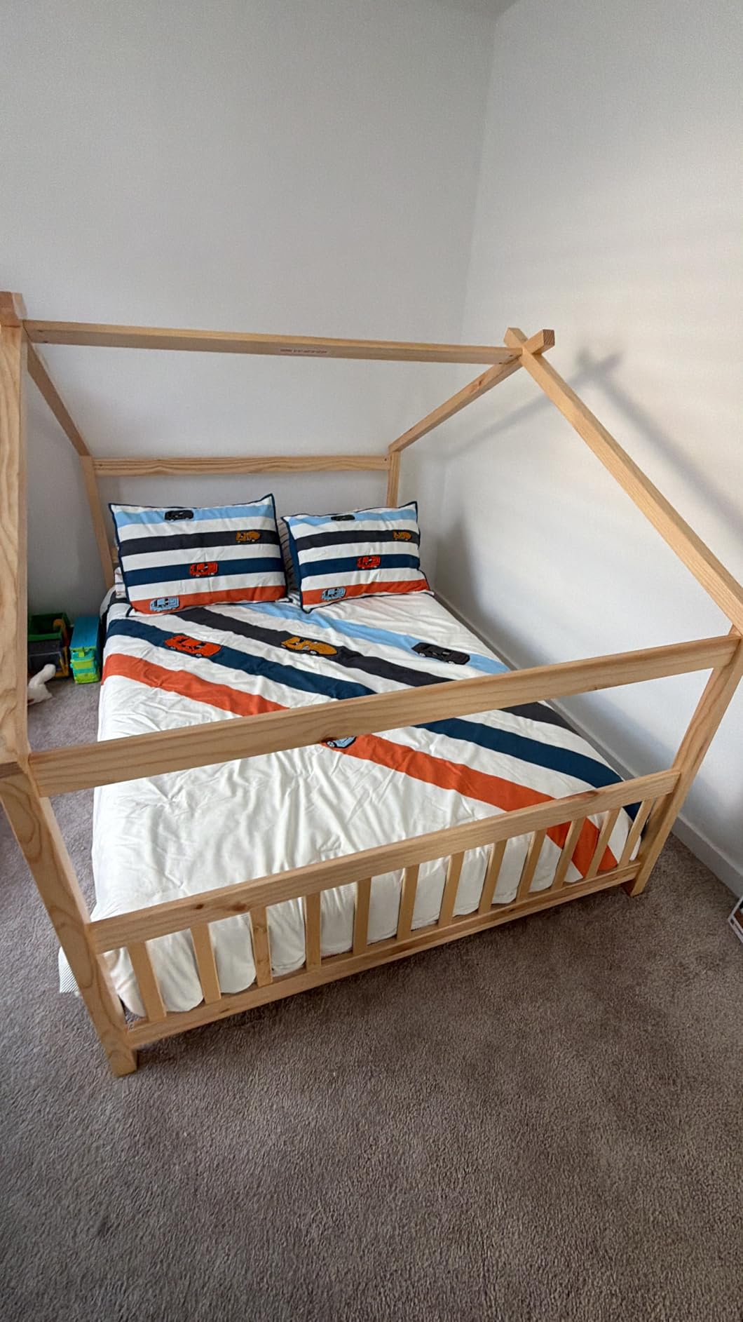 Giantex Full Size Floor Bed, Solid Wood Montessori House Bed with Roof, Headboard and Footboard, Low Full Bed Frame for Kids Teens Girls Boys, No Box Spring Needed, Natural customer photo 1