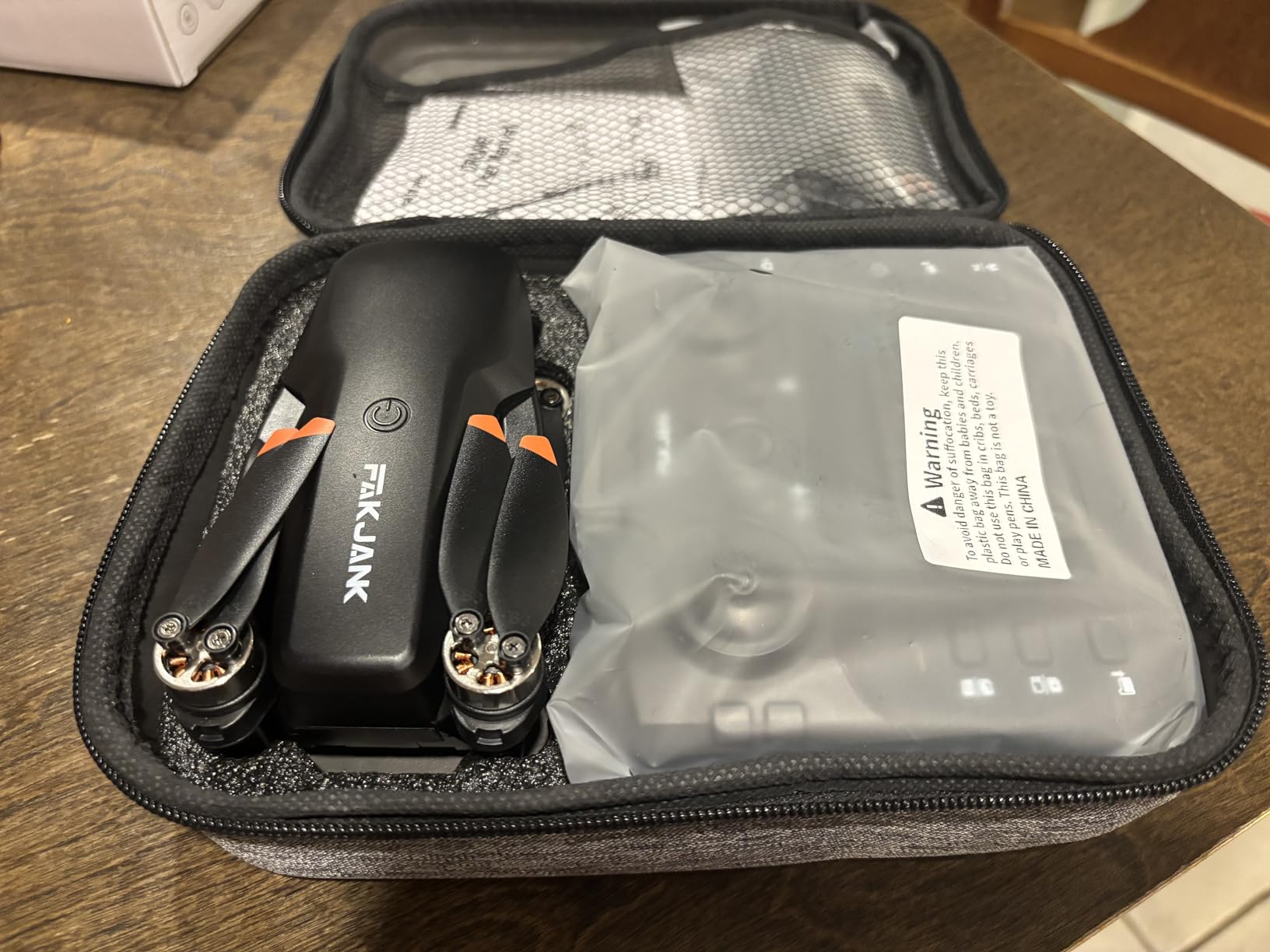 F417PRO Drone with Camera 1080P for Adults Kids, Mini Drone with Screen, Adult Drone, Dual 90 Degree Lens, LED Lights, Optical Flow, Modular Battery, Beginner Drone, One Key Start, Headless, 3D Flip, Case customer photo 1