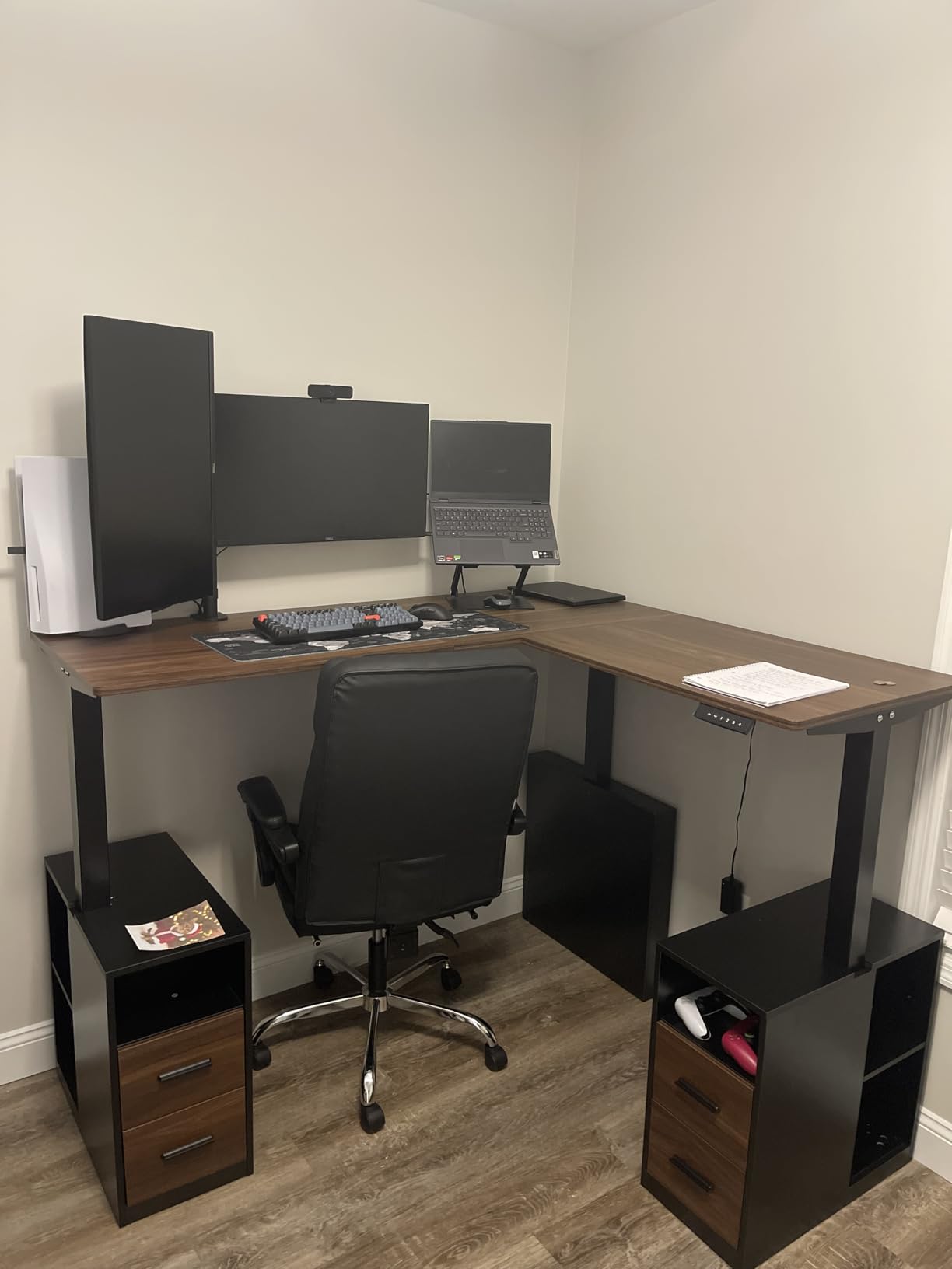 HUANUO 63 Inch L Shaped Standing Desk, Electric Executive Height Adjustable Desk with Storage Drawers, Reversible Design Computer Workstation for Home Office, Black Walnut customer photo 2
