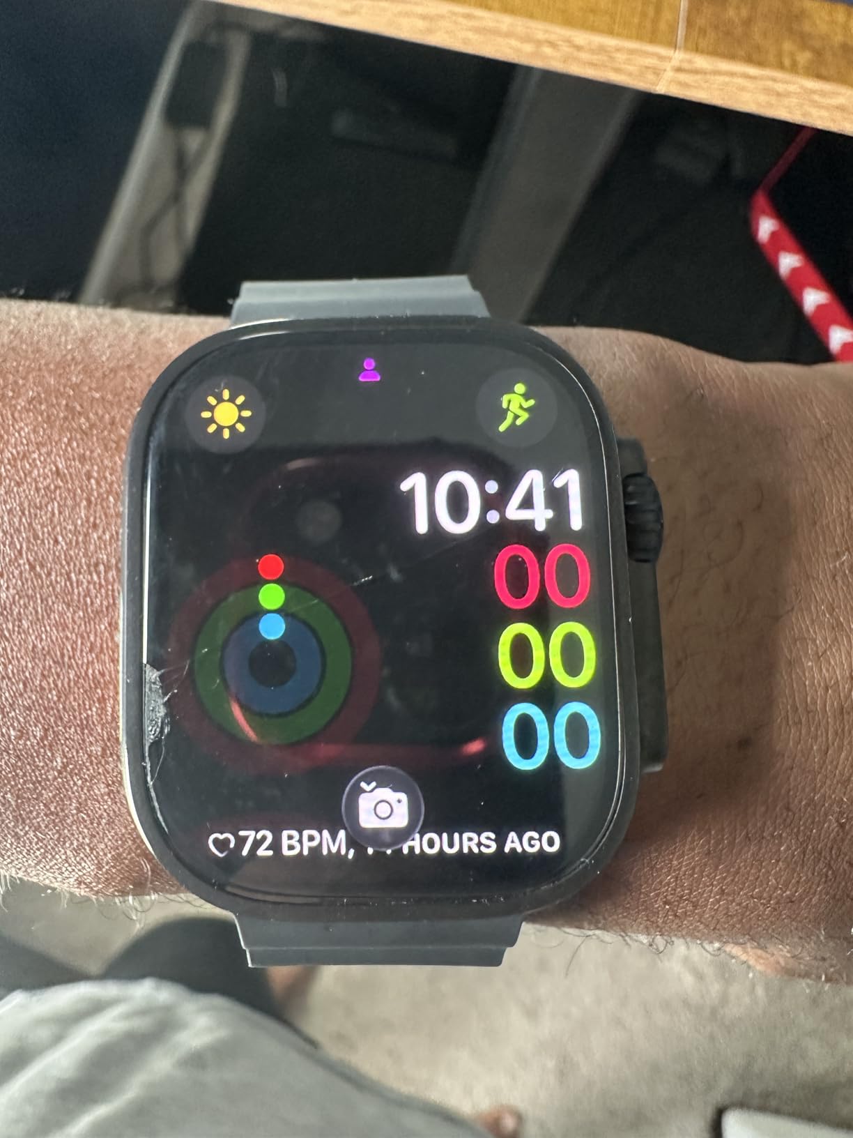 Apple Watch Ultra 3 [GPS + Cellular 49mm] Running & Multisport Smartwatch w/ Rugged Titanium Case w/ Black Ocean Band. Satellite Communications, Advanced Health & Fitness Tracking customer photo 2