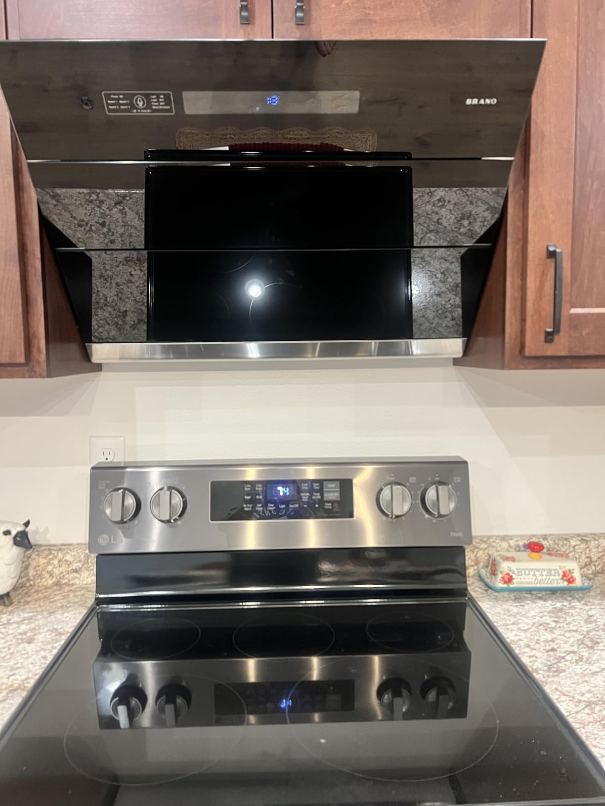 BRANO Under Cabinet Range Hood 30 inch, 900CFM Vent Hood with Voice/Gesture/Touch Control, Unique Side-Draft Design for Modern Kitchen, Ducted/Ductless Convertible customer photo 1