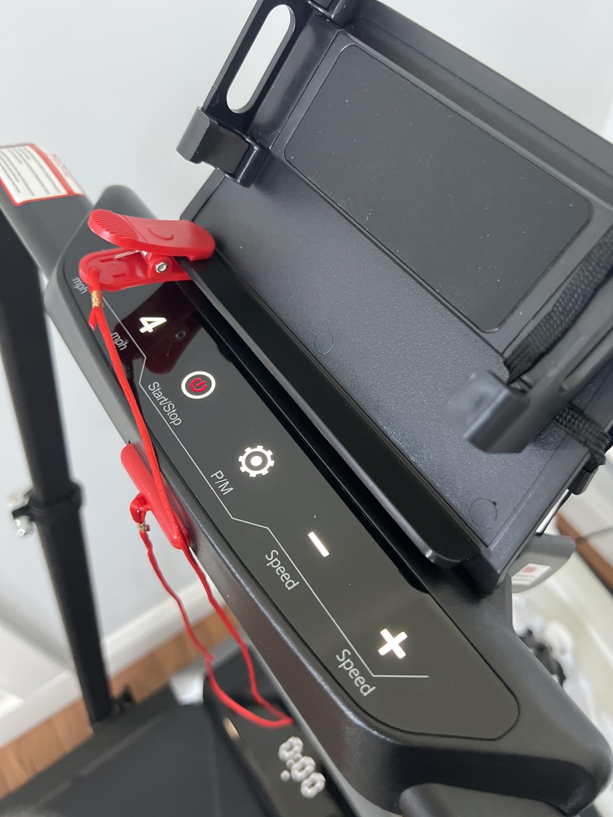 Acezoe Walking Pad with 12% Incline & Height-Adjustable Handlebar, 5-in-1 Foldable Treadmill for Home & Office, Portable Under Desk Treadmill with LED Display & App Control customer photo 2
