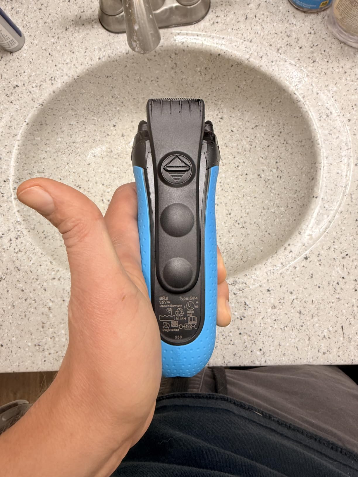 Braun Series 3 3010s Wet & Dry Electric Shaver for Men, Rechargeable Electric Razor, Blue customer photo 2
