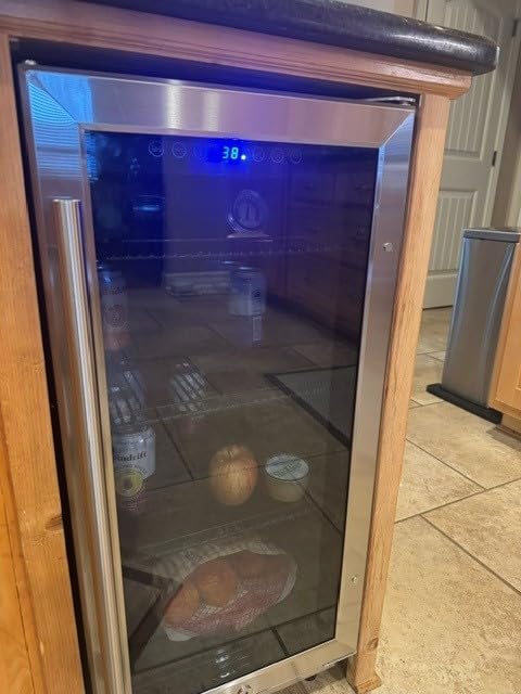Feelfunn 24 Inch Beverage Refrigerator,180 Cans Outdoor Refrigerator customer photo 1