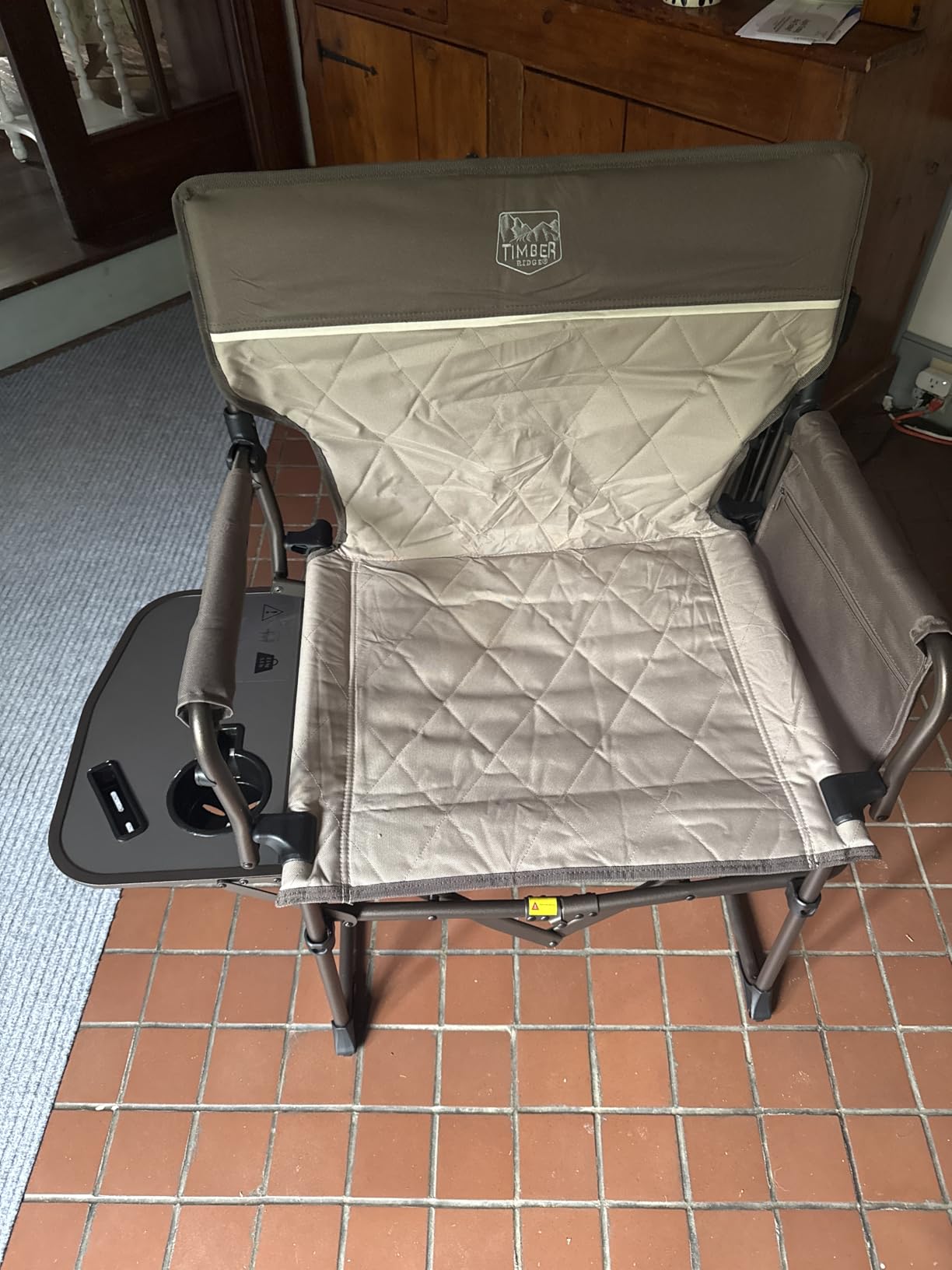 TIMBER RIDGE Heavy Duty Camping Chair with Compact Size, Portable Directors Chair with Side Table and Pocket for Camping, Lawn, Sports and Fishing, Supports Up to 400lbs, Black customer photo 2