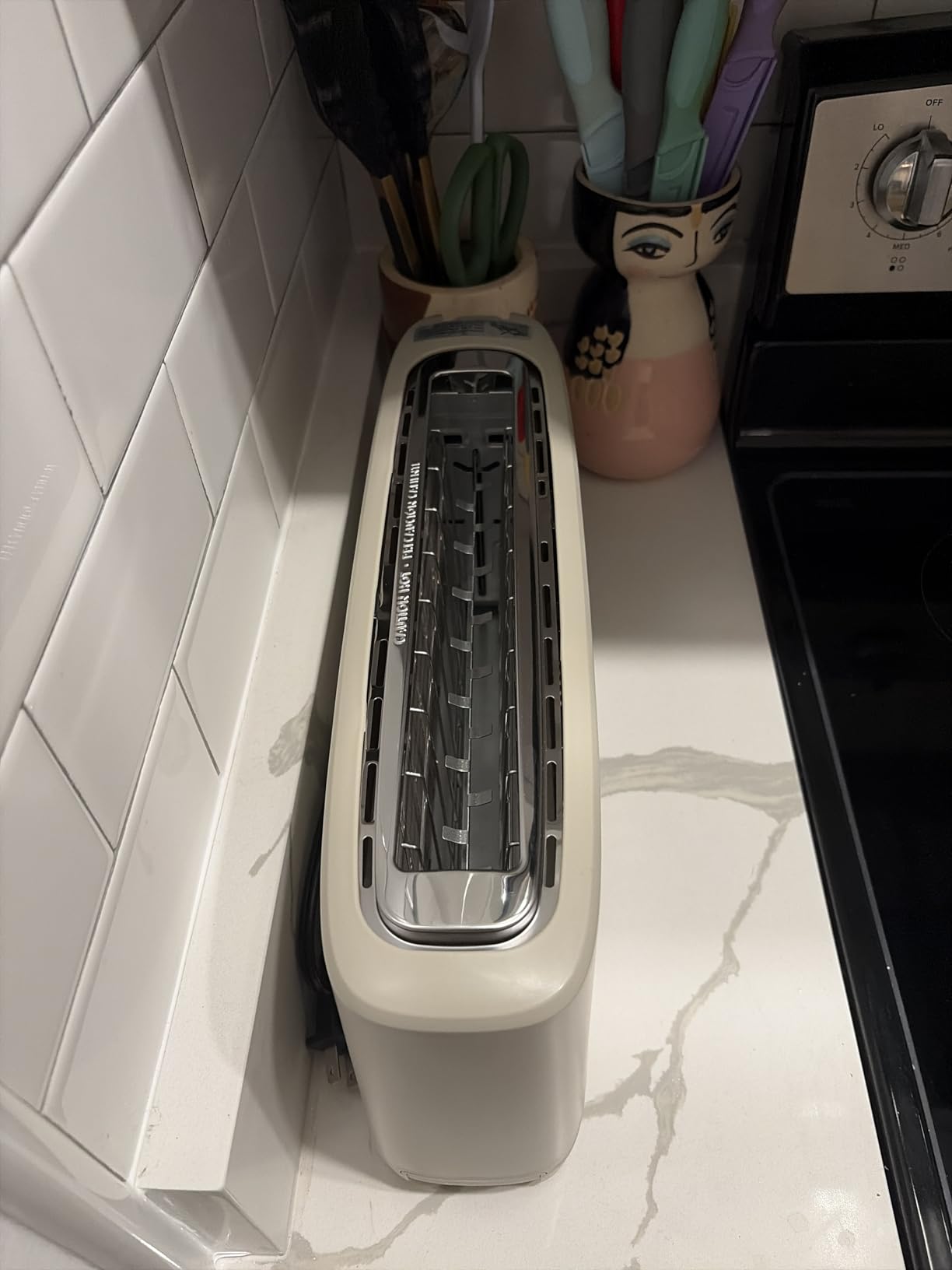 Elite Gourmet ECT2517G SLIMTOAST 2-Slice Long Slot Toaster, Cool-Touch Body, 6 Browning Shades, Extra-Wide 1.5