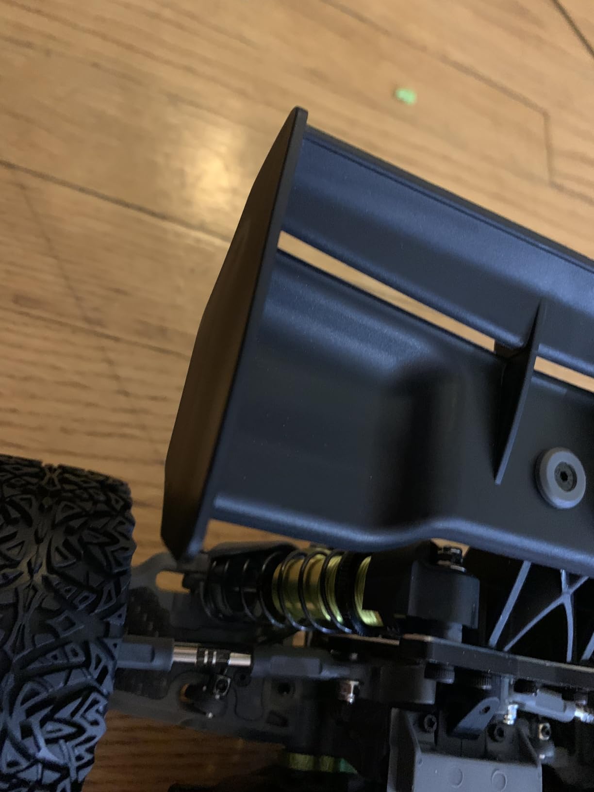 RLAARLO 1/10 Brushless RC Cars, 4x4 Buggy, 50+ MPH, Carbon Fiber, Ages 14+ - 3650-2650KV Brushless Motor, 4WD, 3S LiPo, Alloy Chassis, Sealed Diffs, 20kg Servo, 6CH Radio, Waterproof, All-Terrain customer photo 2