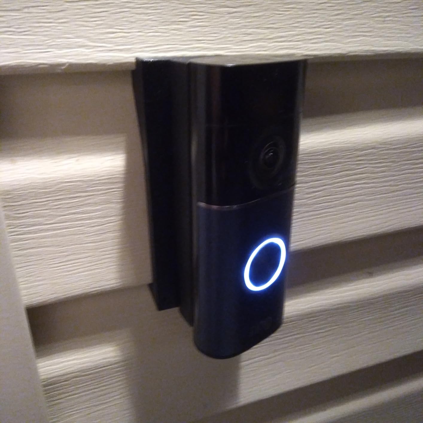Ring Wired Doorbell Plus (newest model), Retinal 2K with wide-angle video, 4x Enhanced Zoom, Low-Light Sight, Nickel Silver customer photo 2